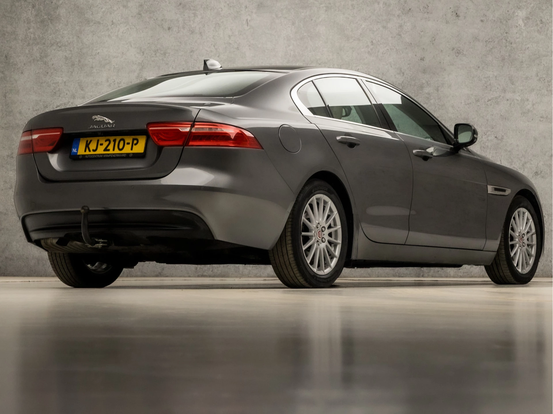 Hoofdafbeelding Jaguar XE