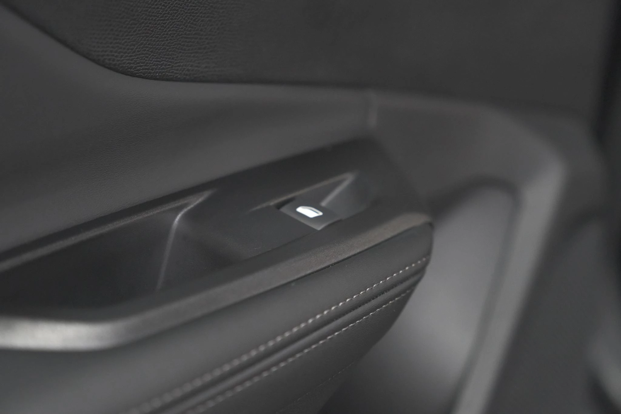 Hoofdafbeelding Peugeot 408