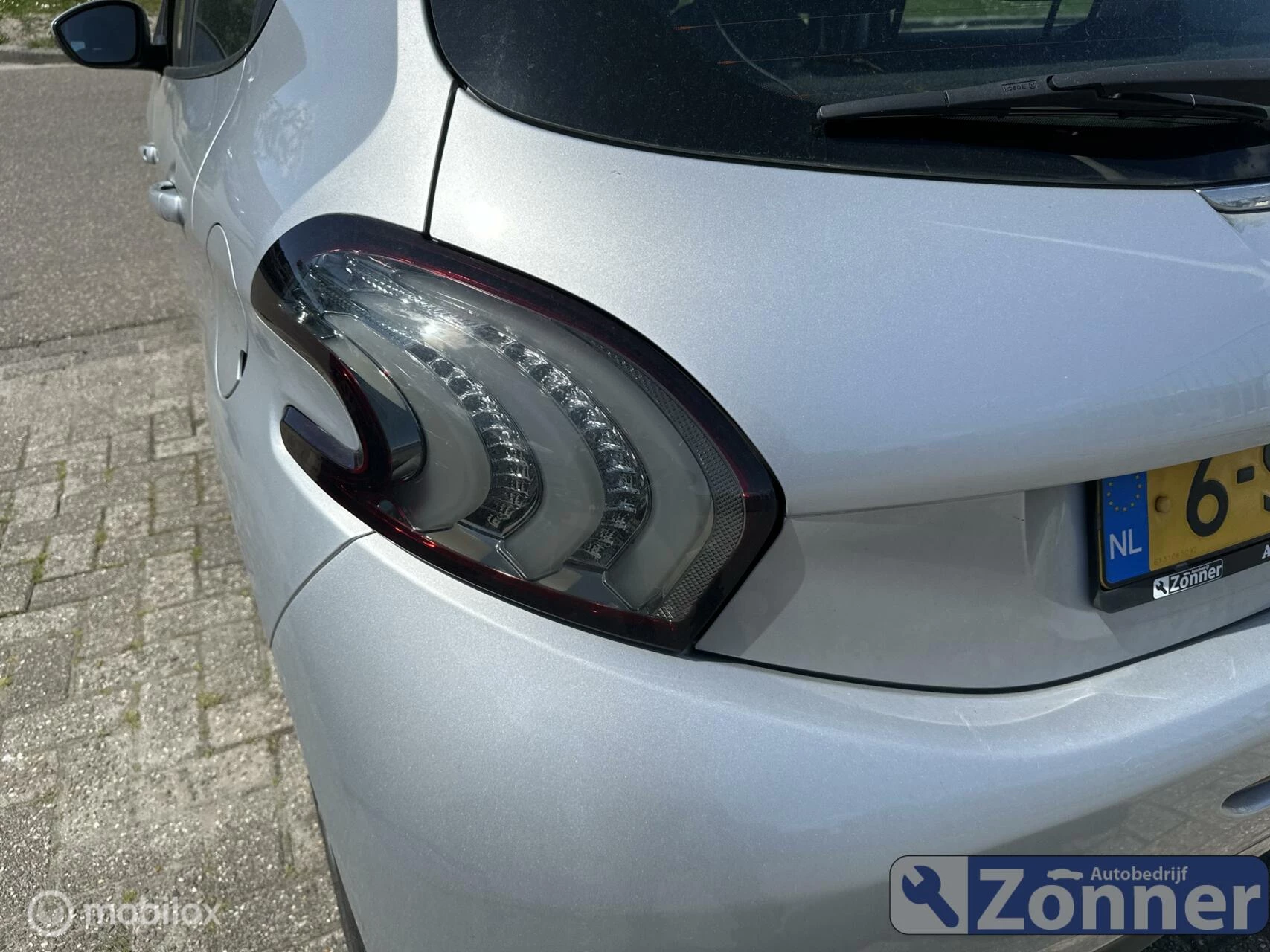 Hoofdafbeelding Peugeot 208