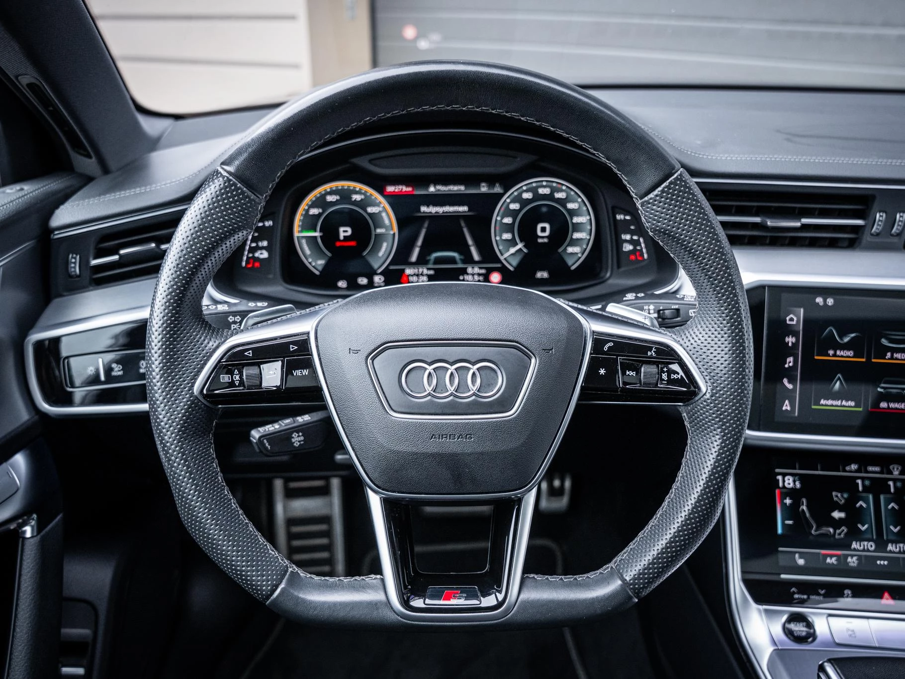 Hoofdafbeelding Audi A6