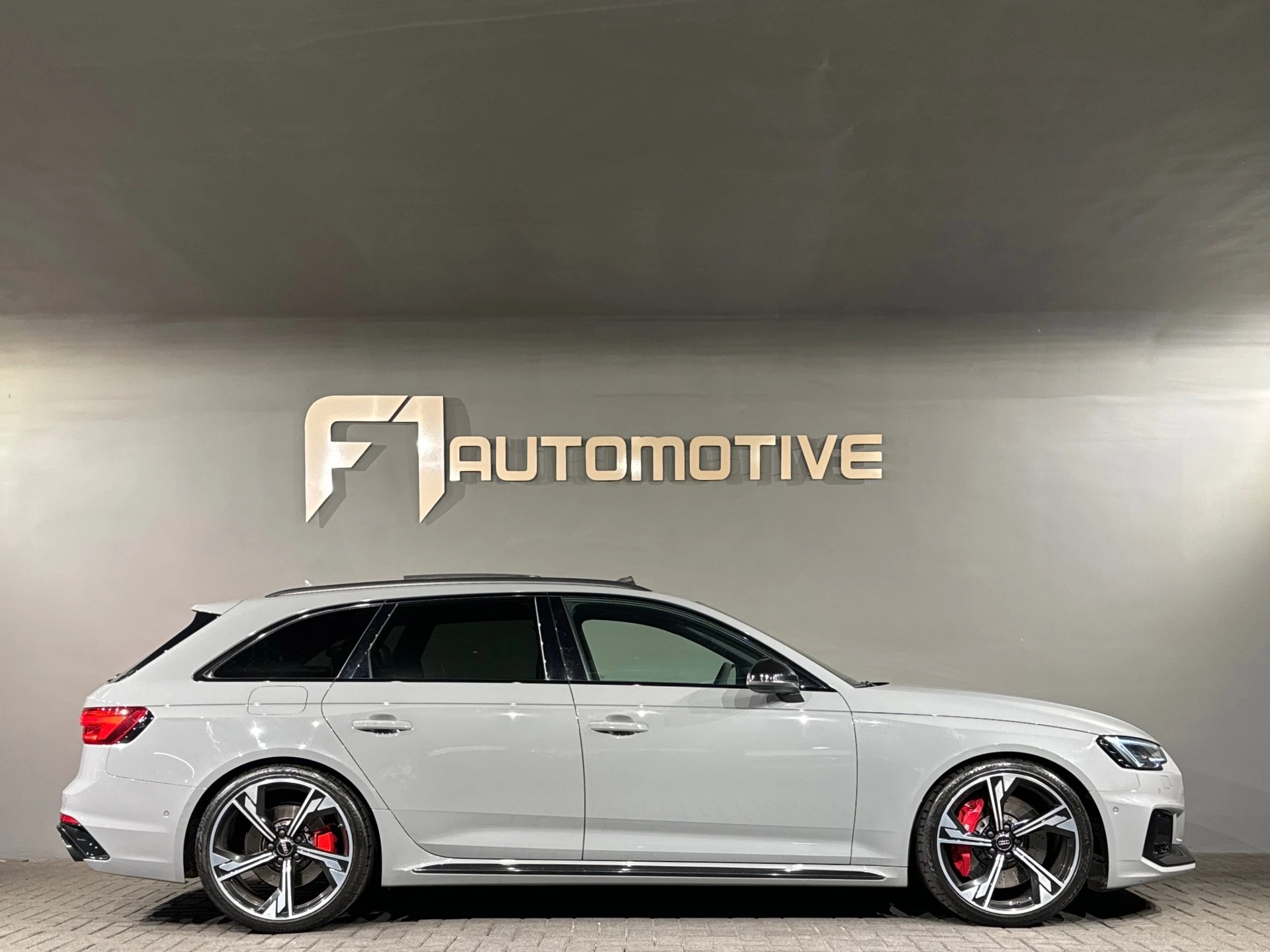 Hoofdafbeelding Audi RS4
