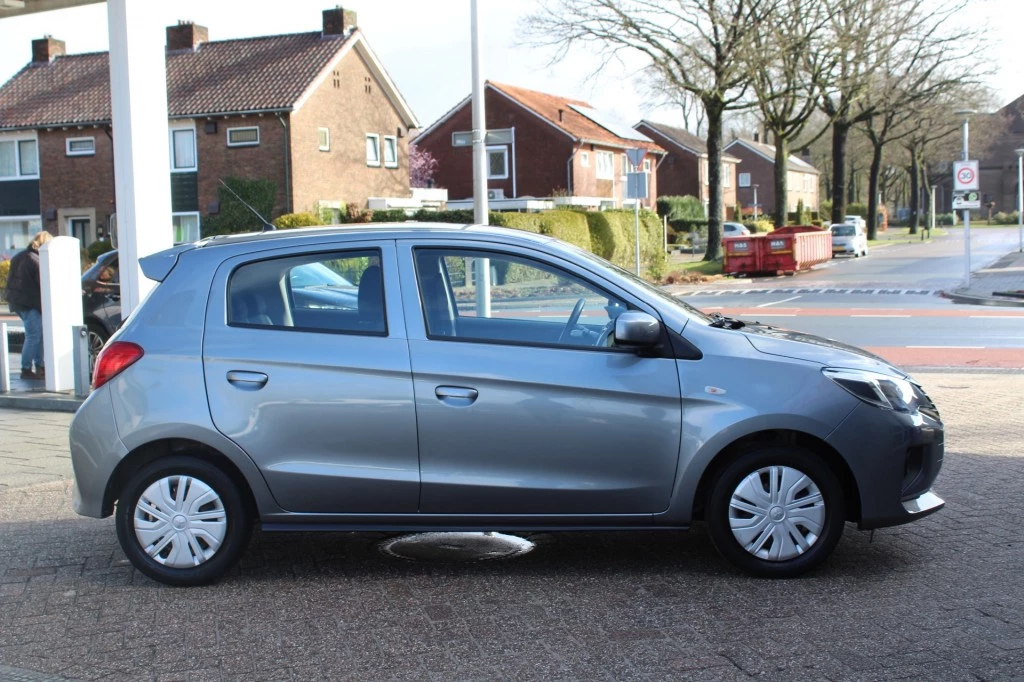 Hoofdafbeelding Mitsubishi Space Star