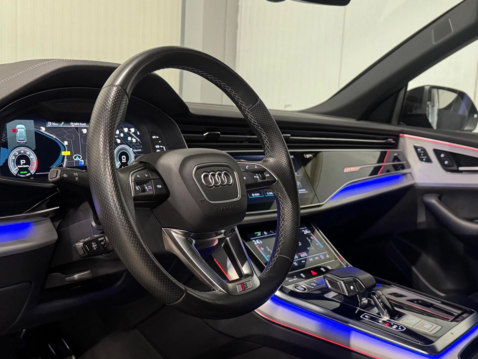 Hoofdafbeelding Audi Q8