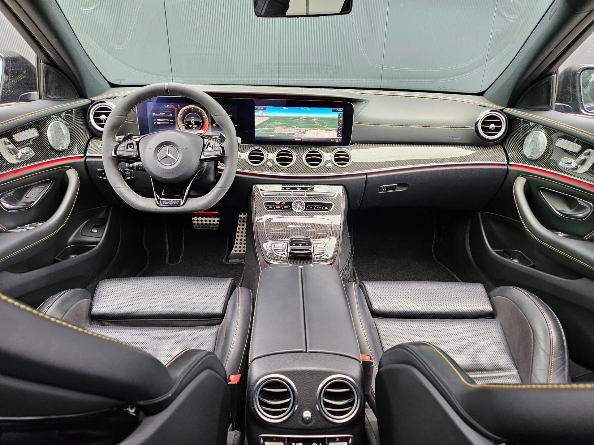 Hoofdafbeelding Mercedes-Benz E-Klasse