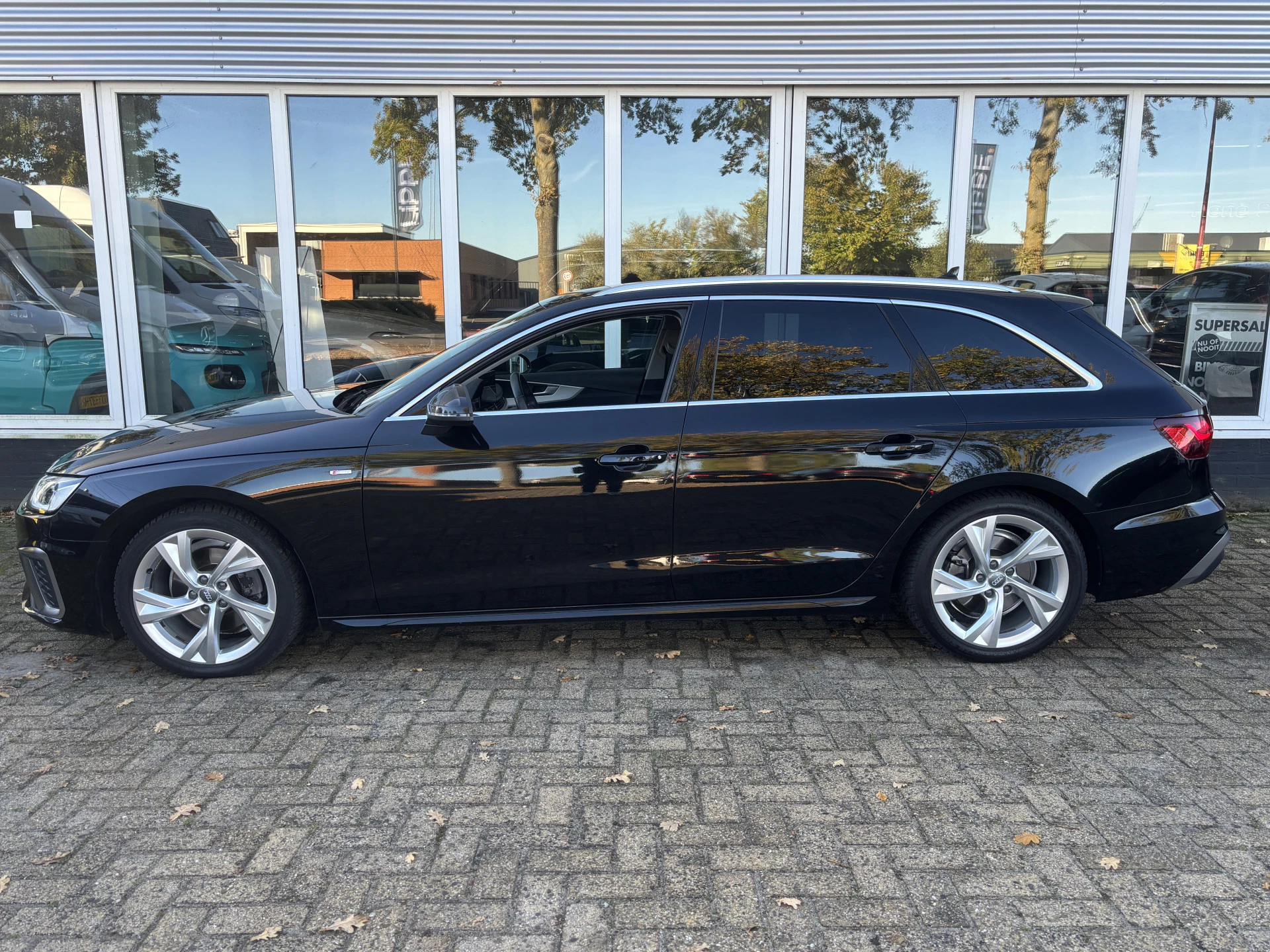 Hoofdafbeelding Audi A4