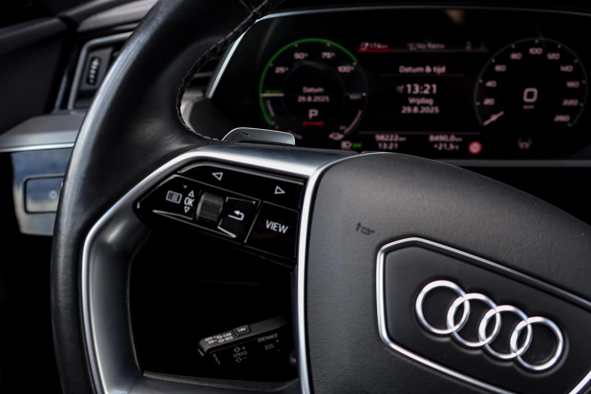 Hoofdafbeelding Audi e-tron