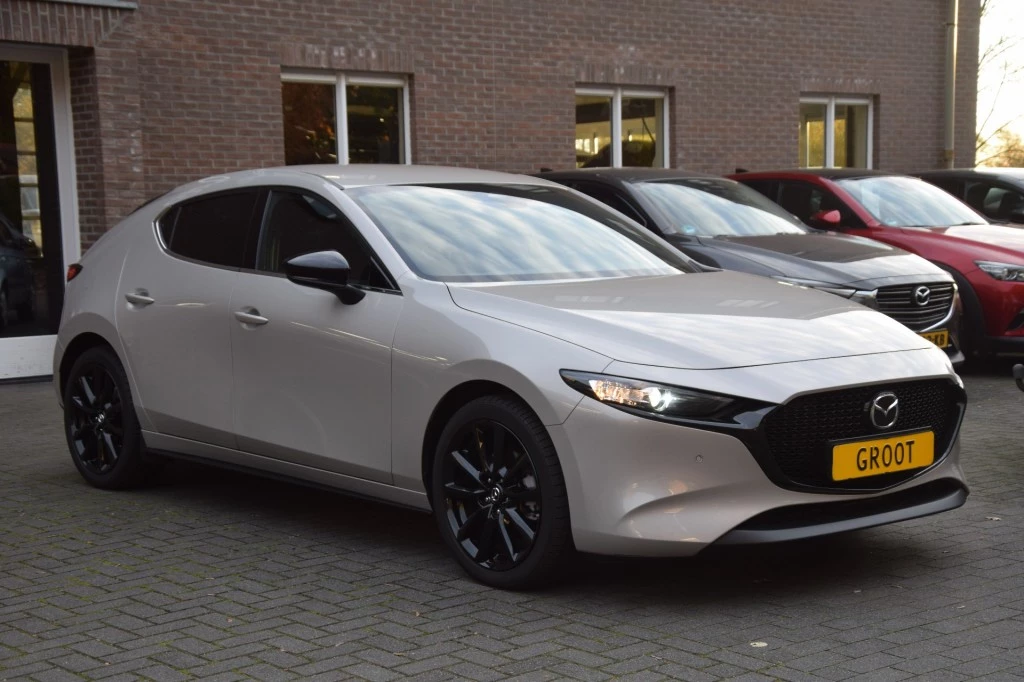 Hoofdafbeelding Mazda 3