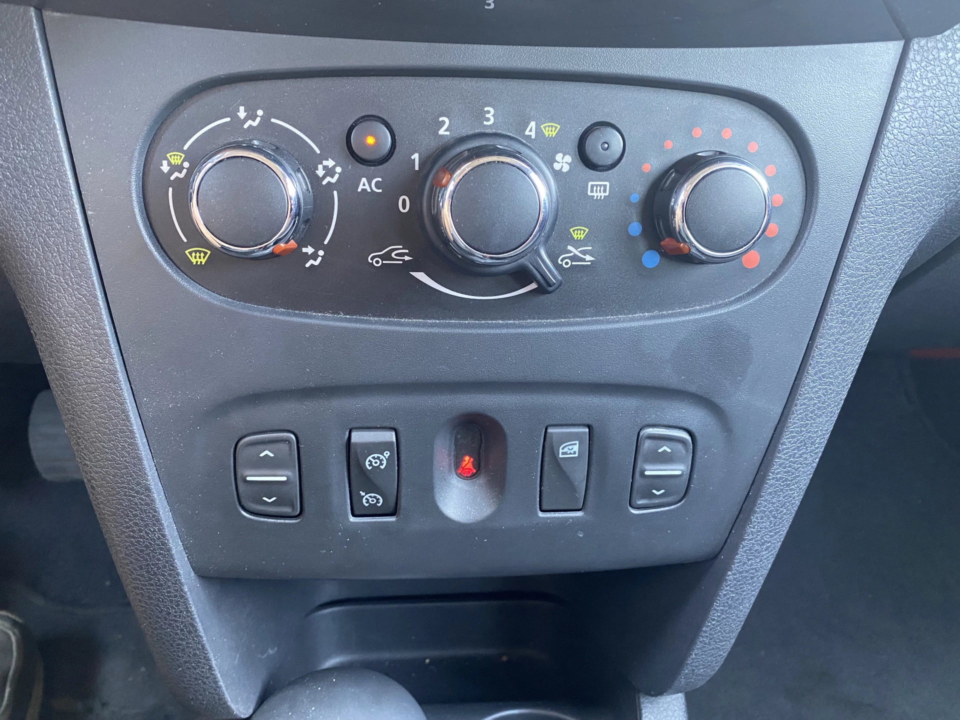 Hoofdafbeelding Dacia Logan