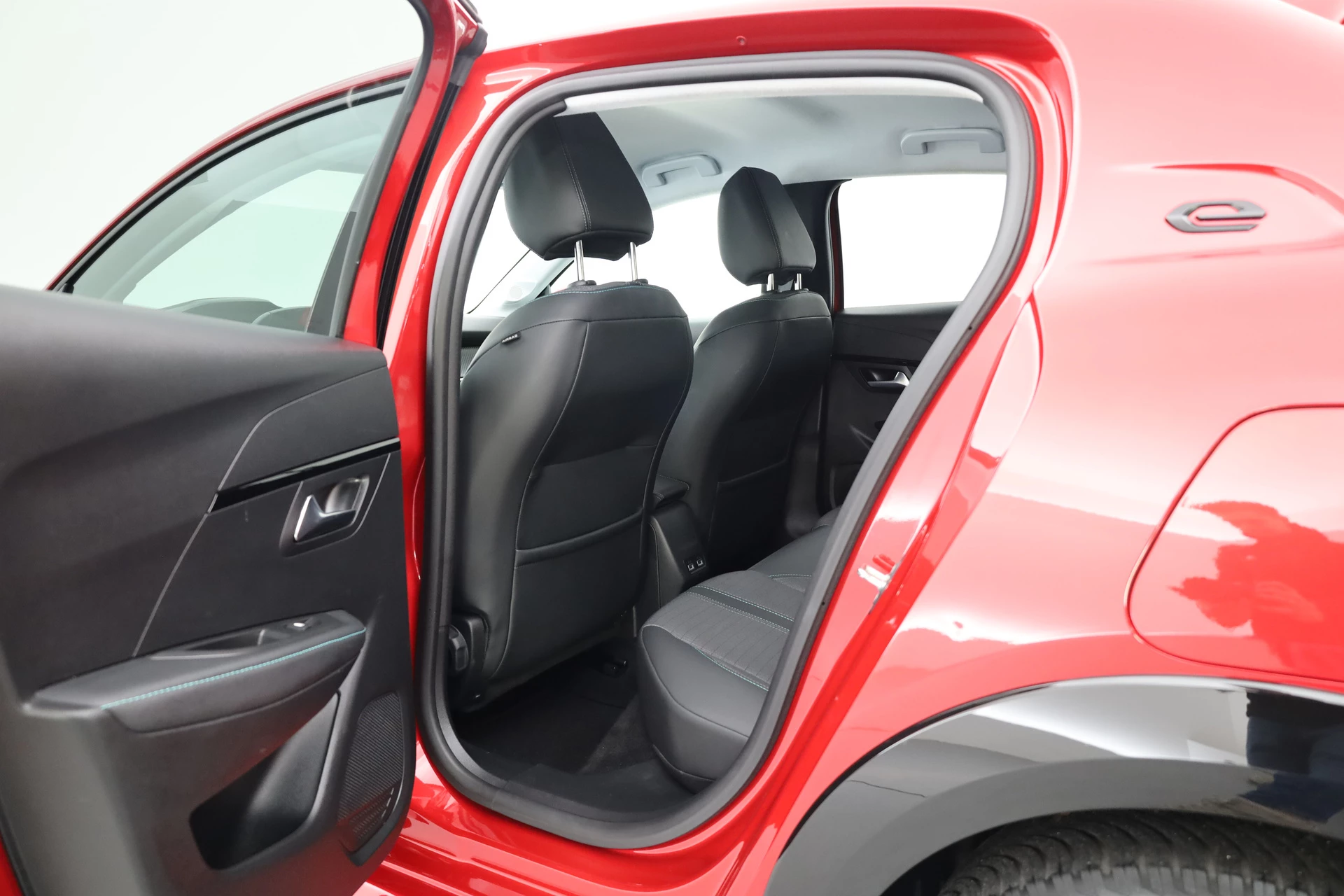 Hoofdafbeelding Peugeot e-208