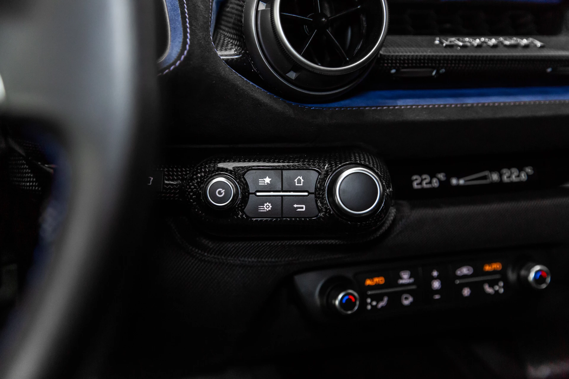 Hoofdafbeelding Ferrari 812 Competizione