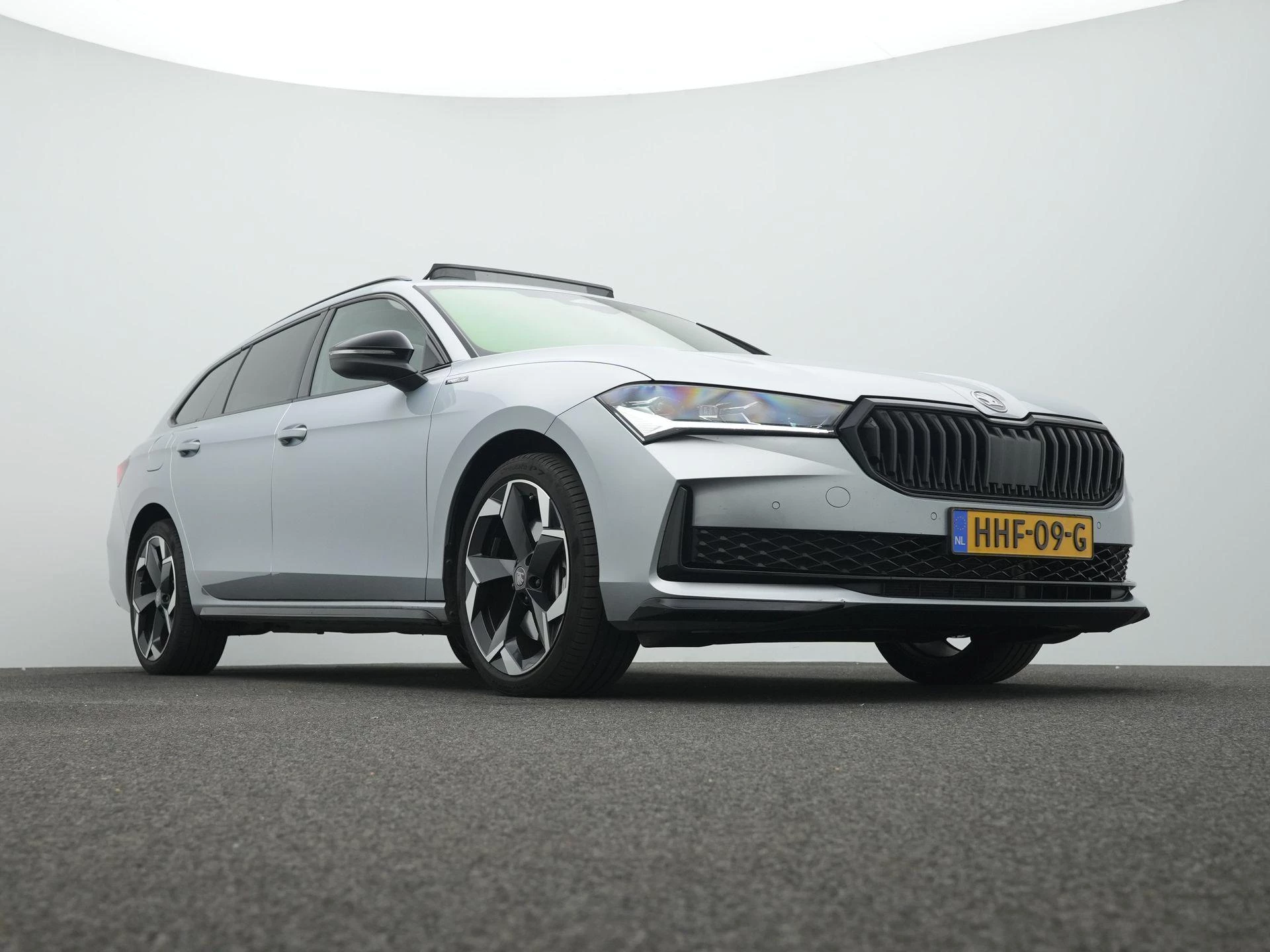 Hoofdafbeelding Škoda Superb