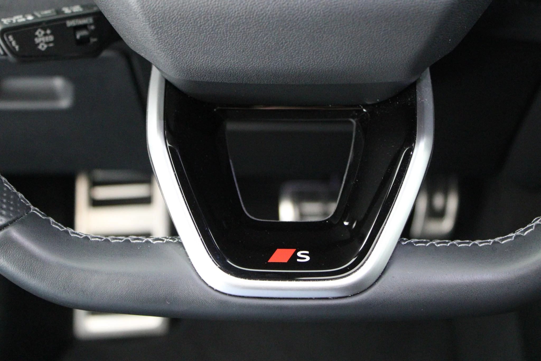 Hoofdafbeelding Audi Q6 e-tron