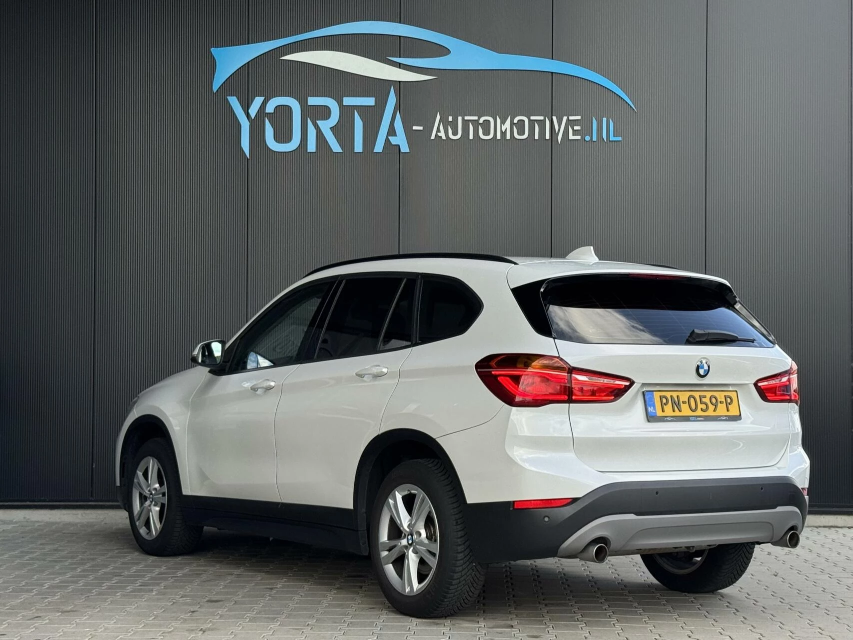 Hoofdafbeelding BMW X1