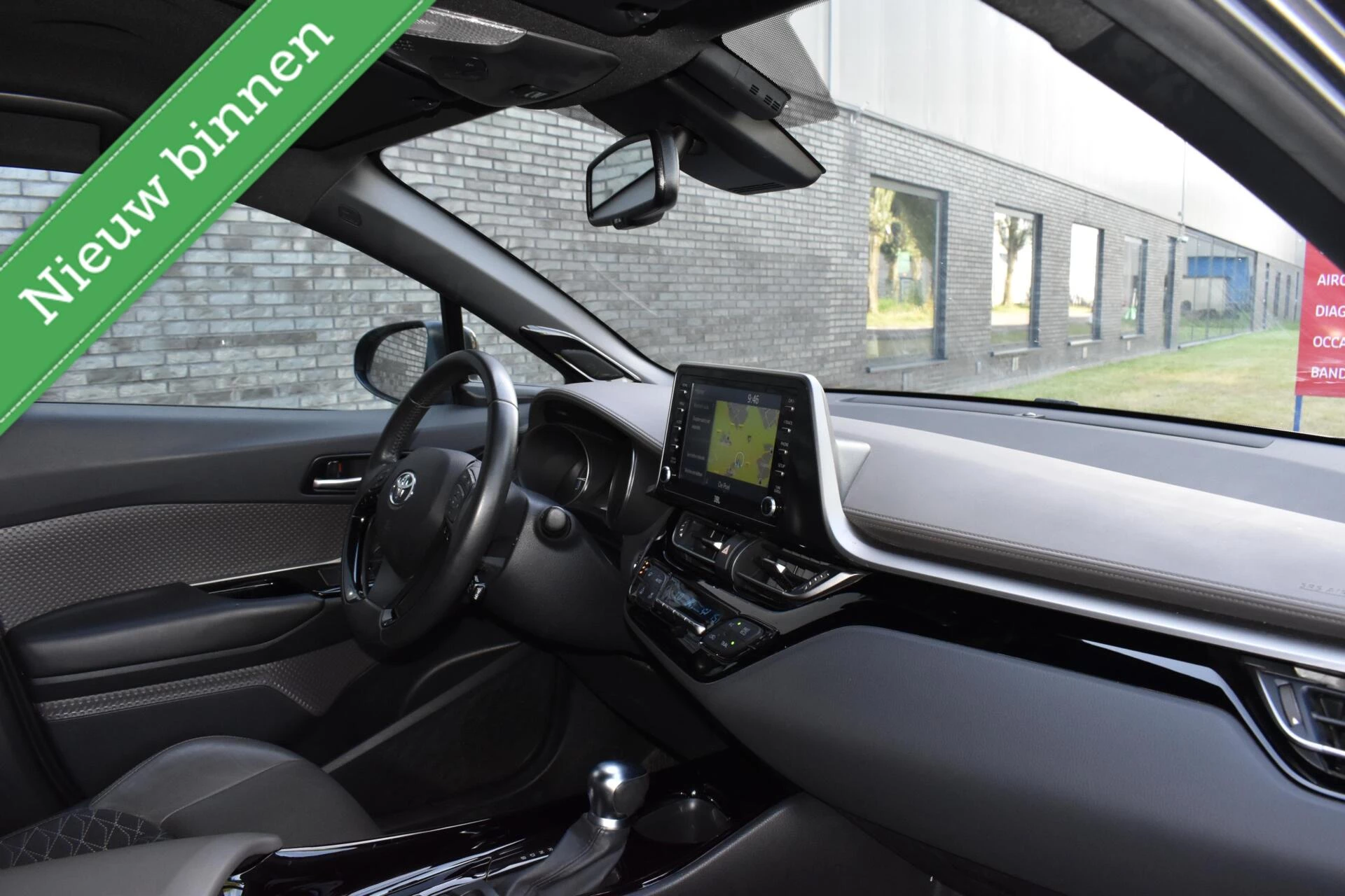 Hoofdafbeelding Toyota C-HR