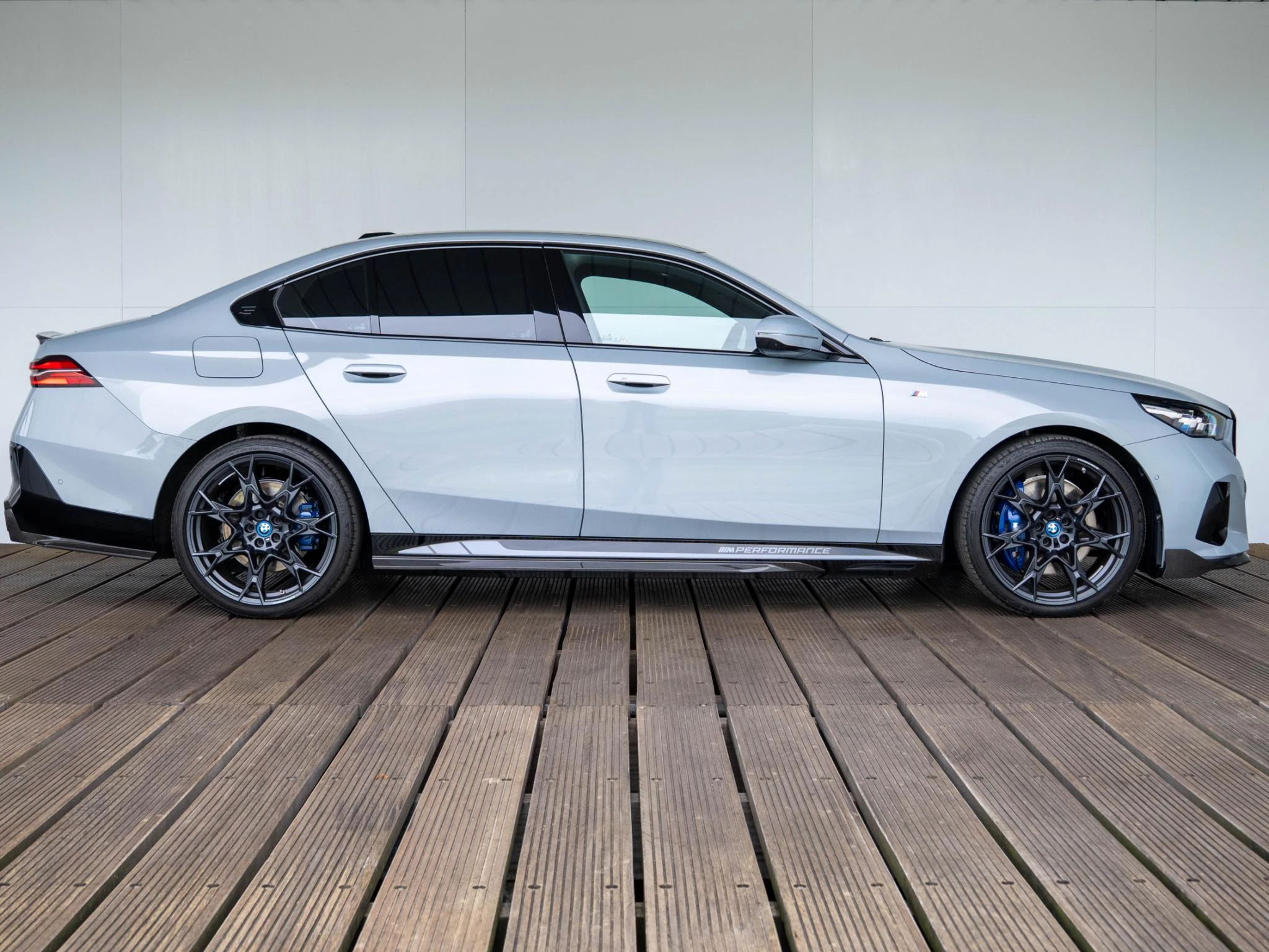 Hoofdafbeelding BMW i5