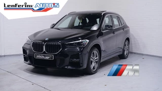 BMW X1 sDrive20i M Sport Panoramadak 1e Eig. NAP Head up Camera Apple Carplay Led koplampen