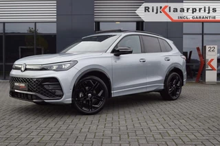 Hoofdafbeelding Volkswagen Tiguan Volkswagen Tiguan 1.5 eTSI DSG R-Line Black st 150pk /Panodak/Navi/360gr.Camera/Matrix LED/Trekh wegkl