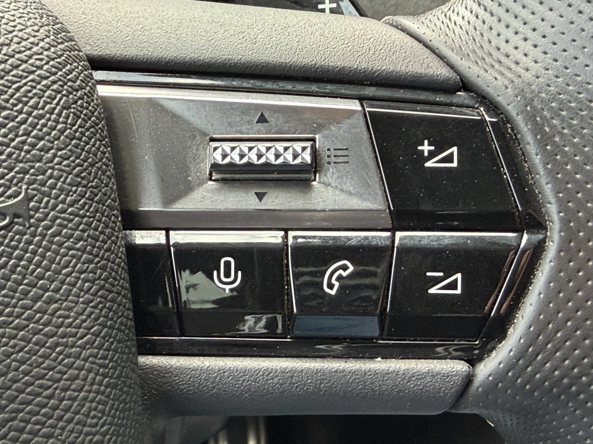 Hoofdafbeelding DS DS 4