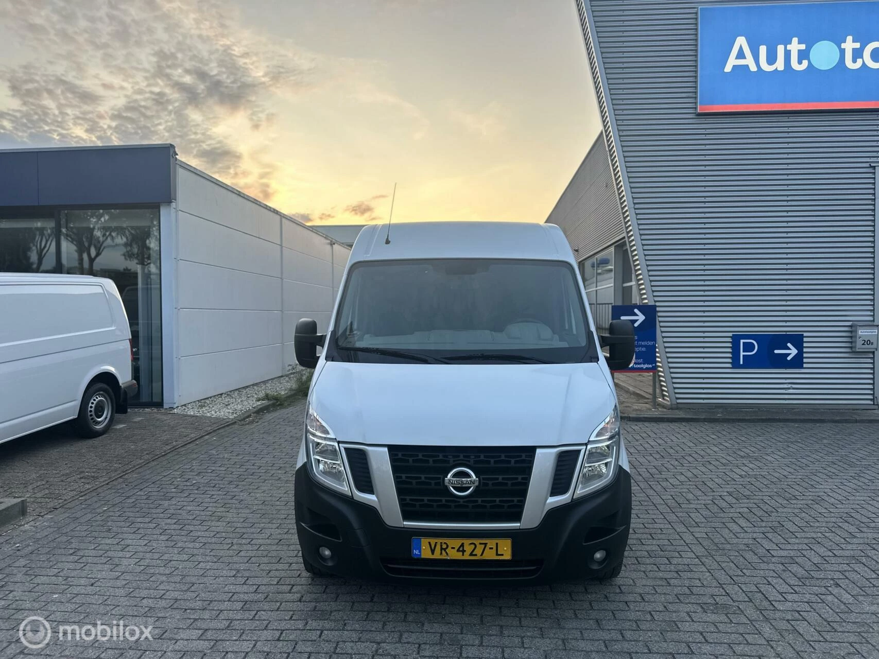 Hoofdafbeelding Nissan NV400