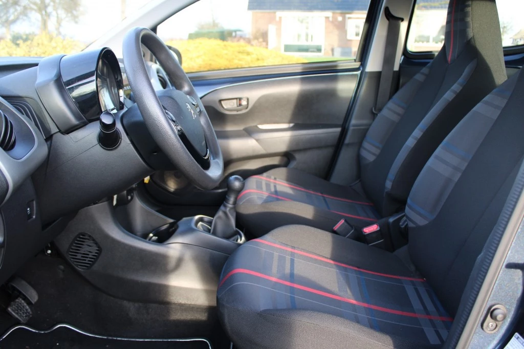 Hoofdafbeelding Peugeot 108