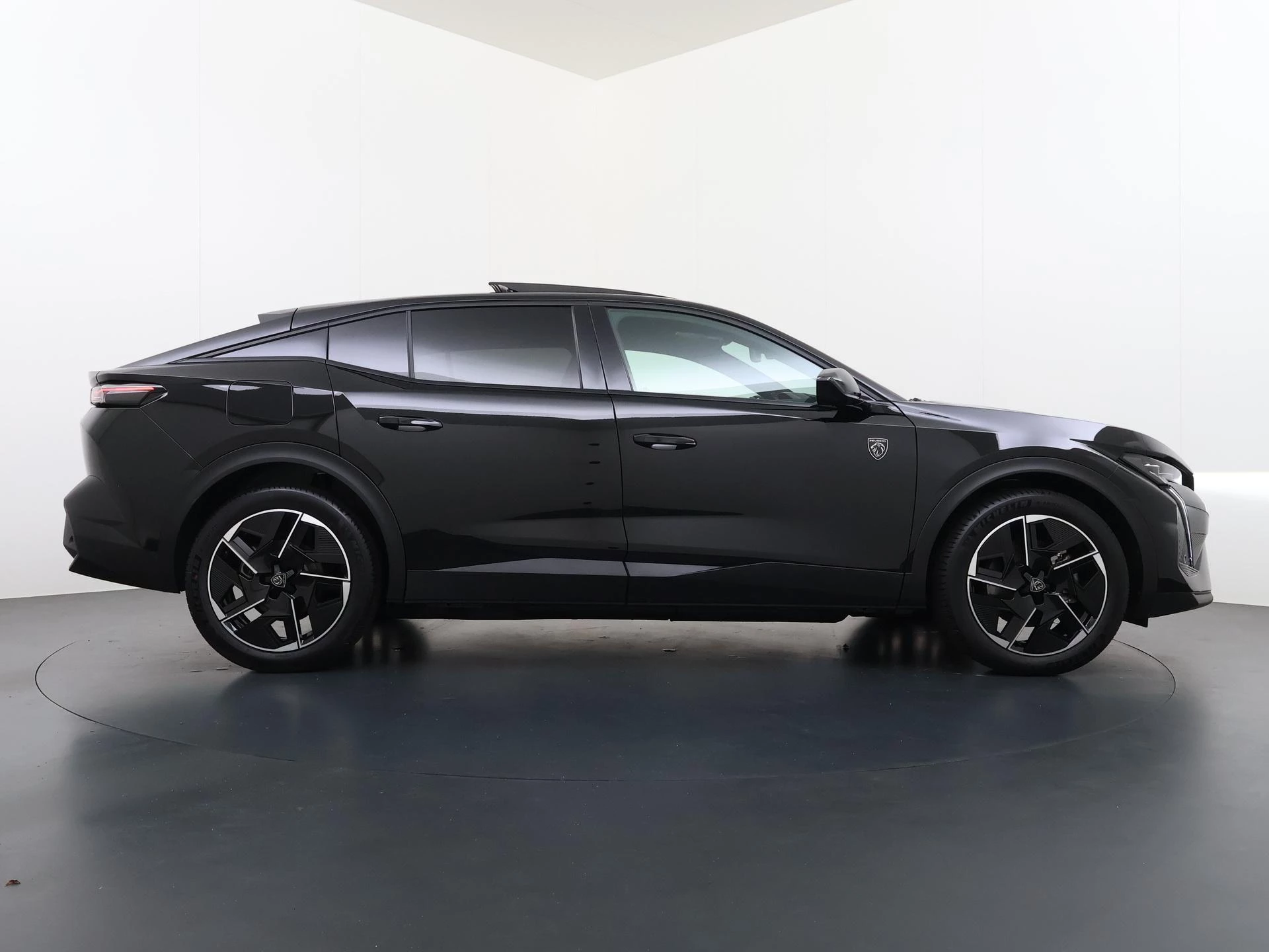 Hoofdafbeelding Peugeot 408
