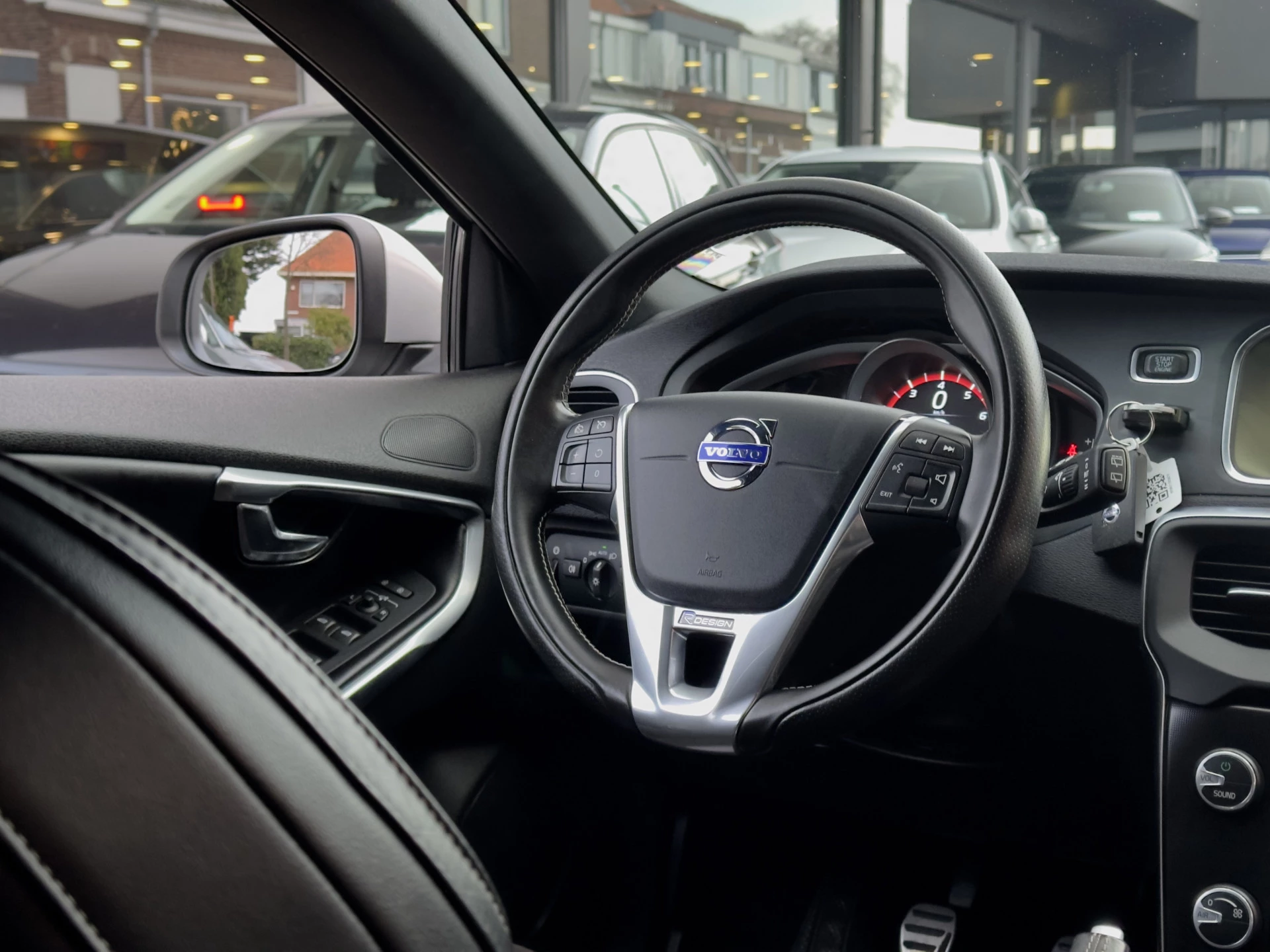 Hoofdafbeelding Volvo V40