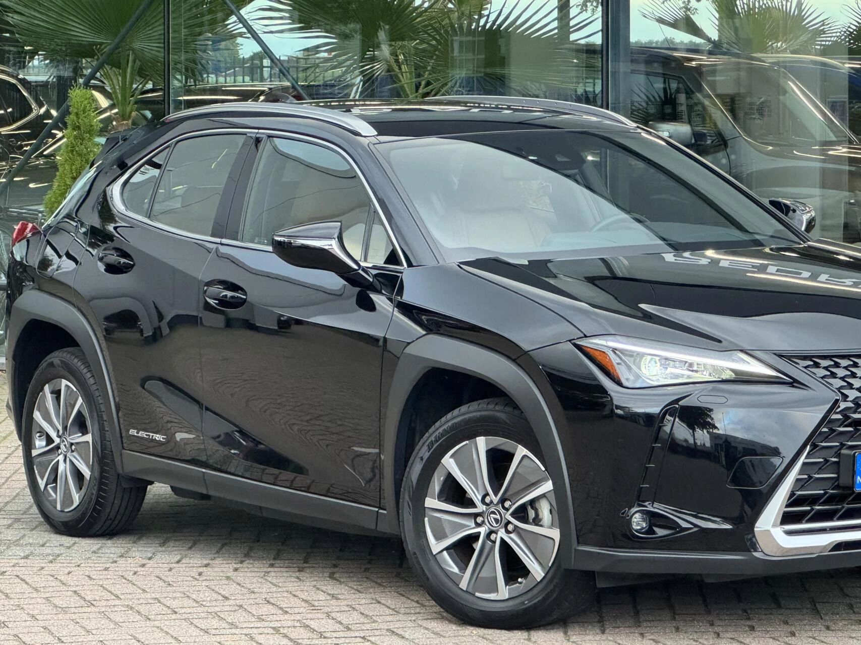 Hoofdafbeelding Lexus UX