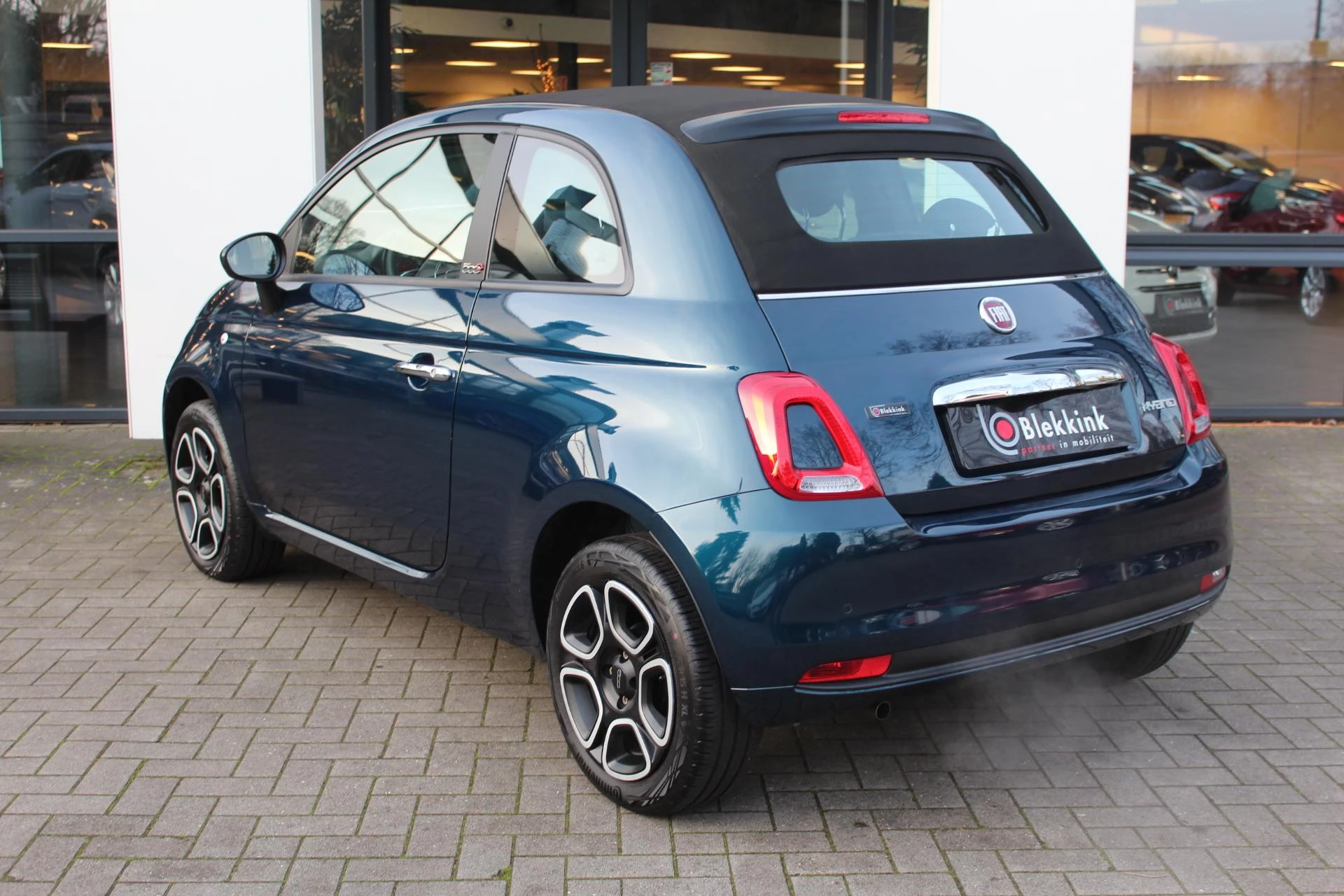 Hoofdafbeelding Fiat 500C