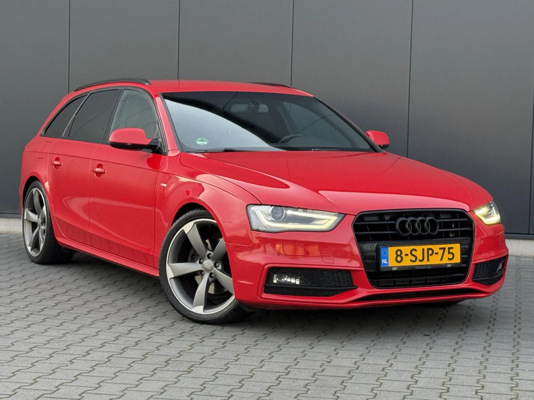 Hoofdafbeelding Audi A4