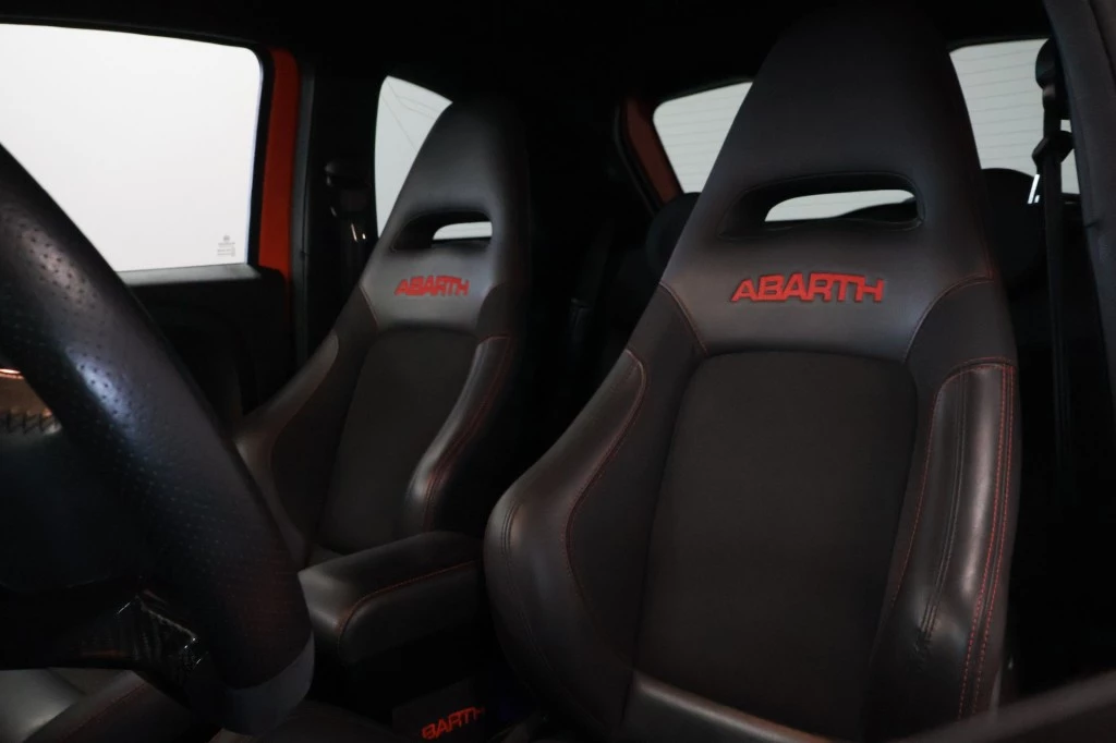 Hoofdafbeelding Abarth 695