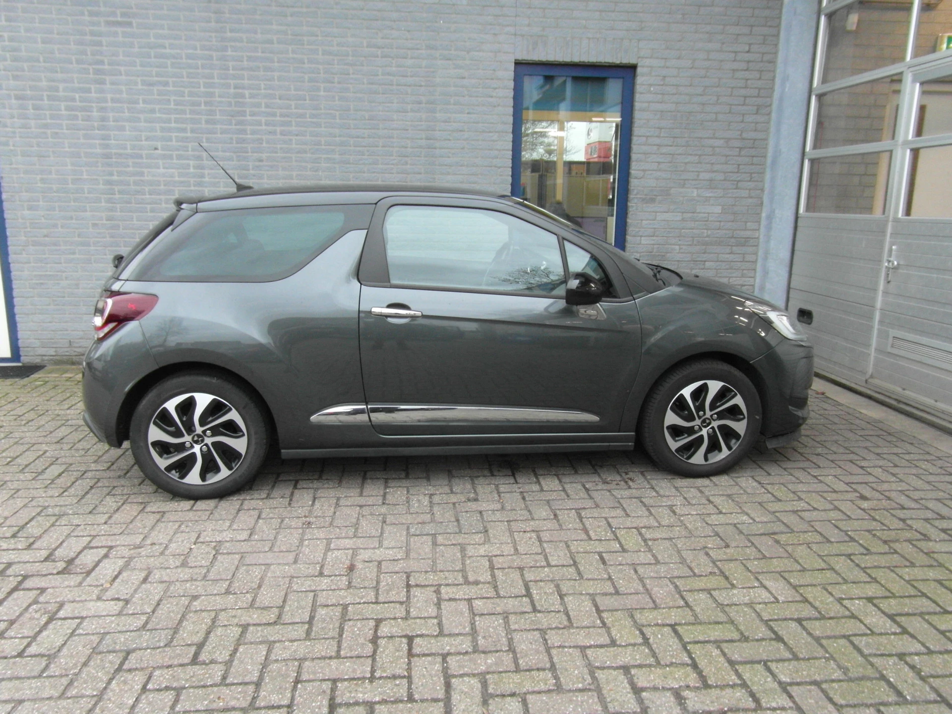 Hoofdafbeelding DS DS 3