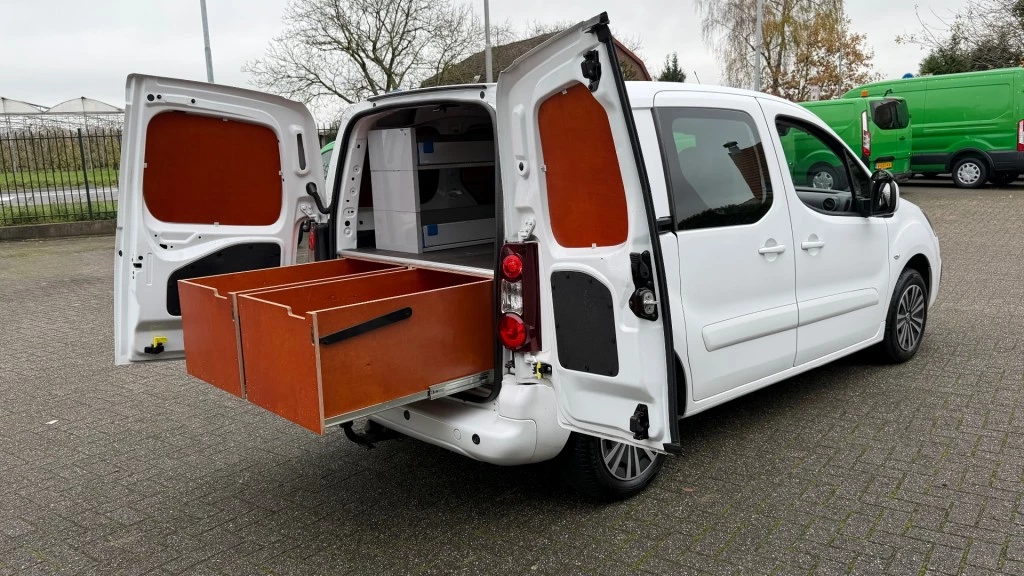 Hoofdafbeelding Peugeot Partner