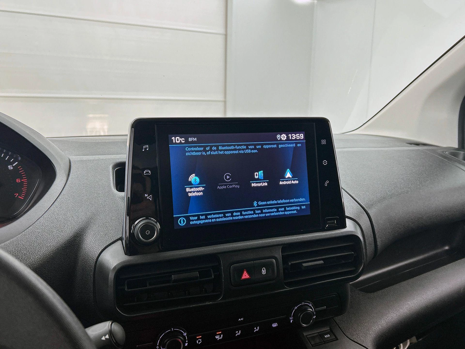 Hoofdafbeelding Peugeot Partner