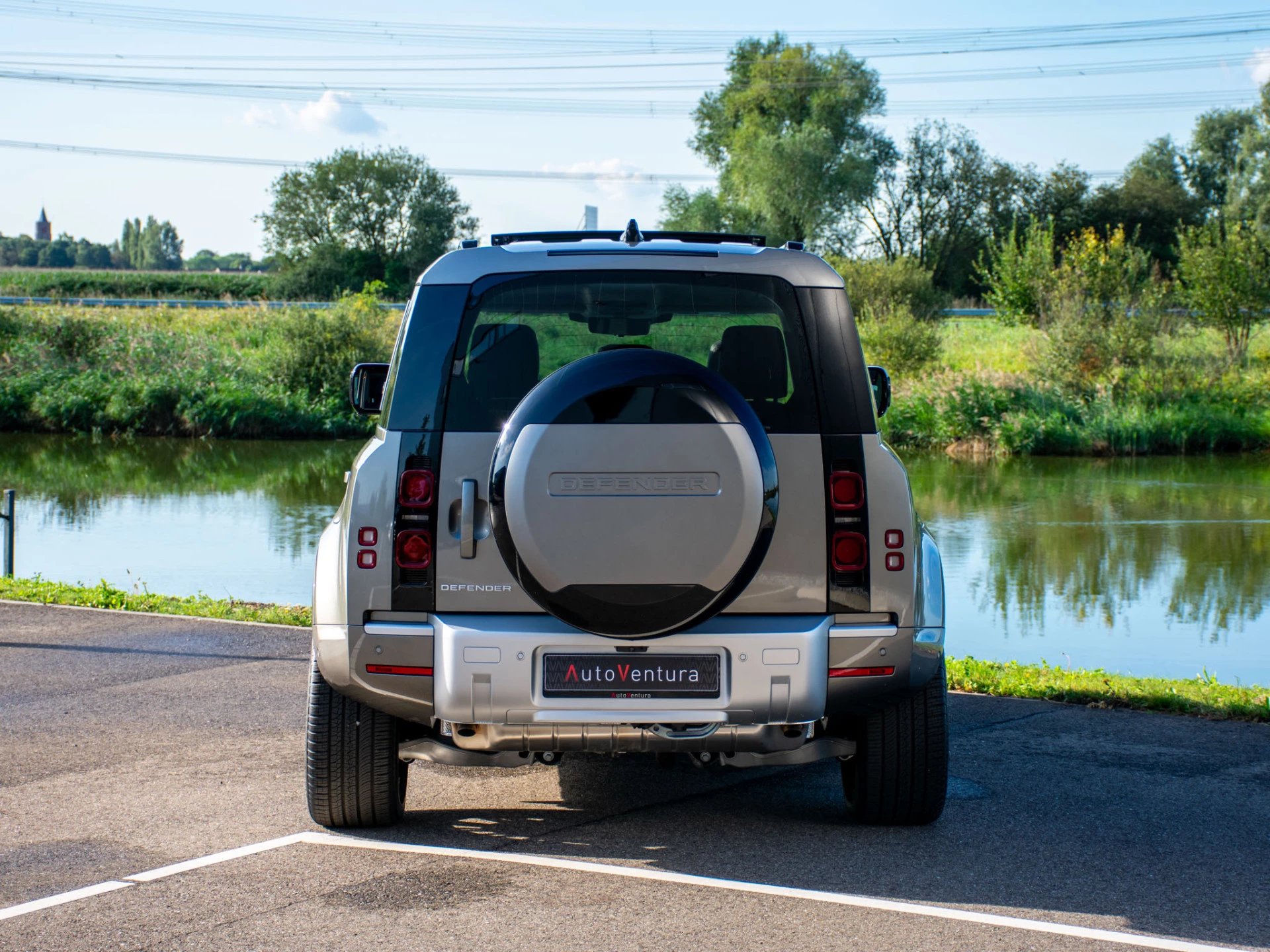 Hoofdafbeelding Land Rover Defender