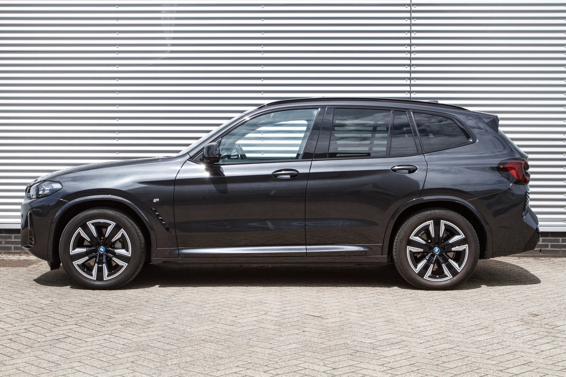 Hoofdafbeelding BMW iX3