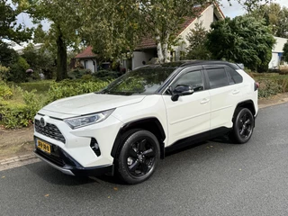 Toyota RAV4 2.5 Hybrid AWD 222PK Bi-Tone•Pano•Trekhaak•JBL