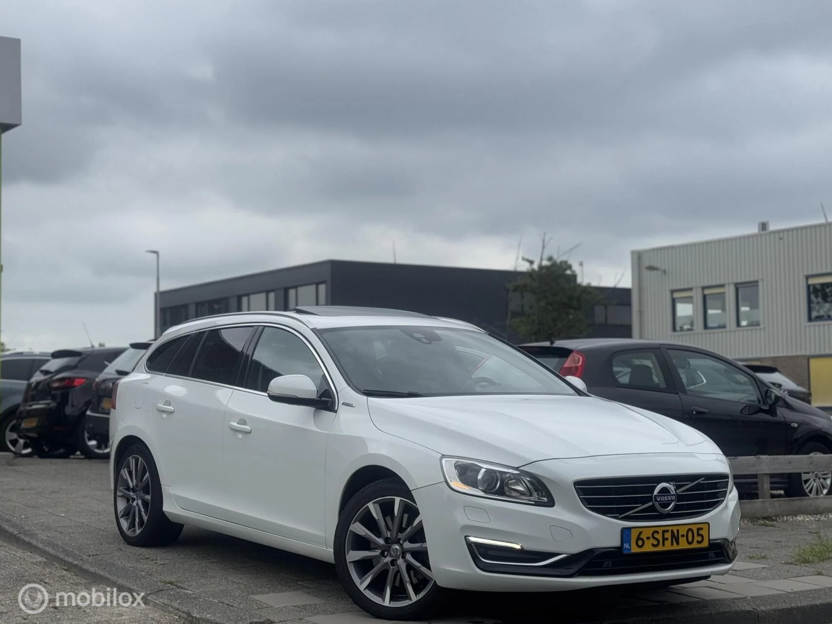 Hoofdafbeelding Volvo V60