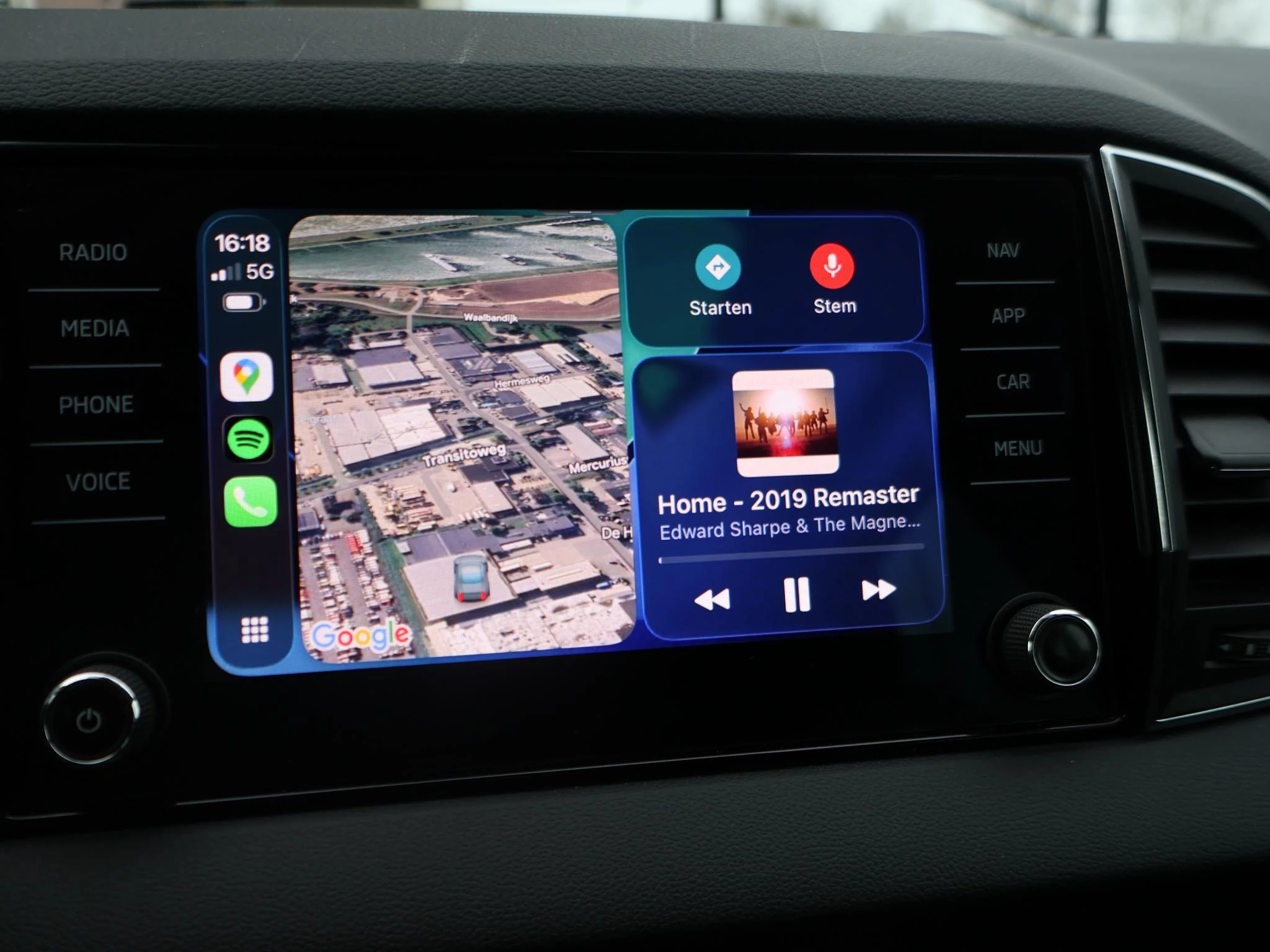 Hoofdafbeelding Škoda Karoq