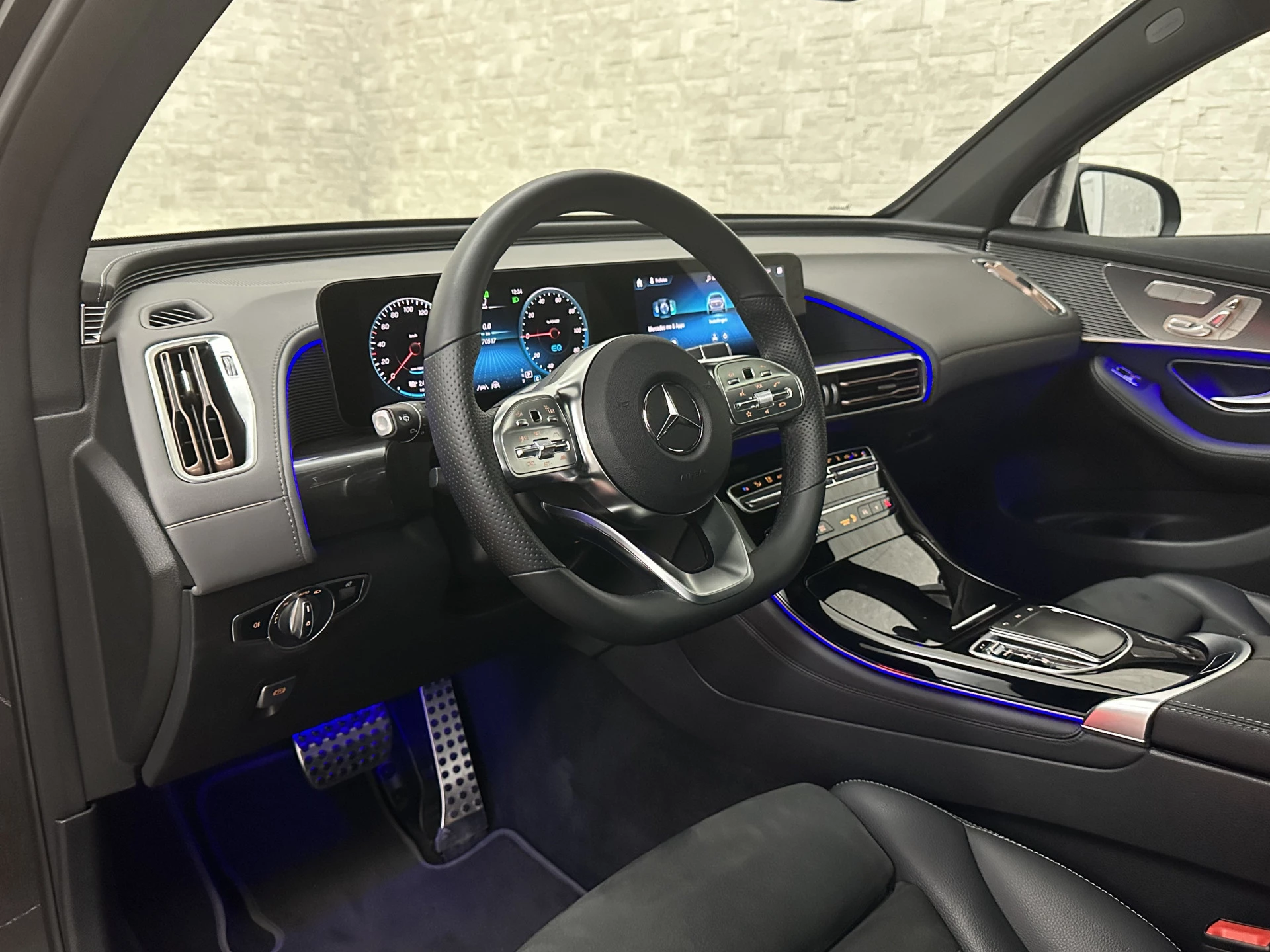 Hoofdafbeelding Mercedes-Benz EQC