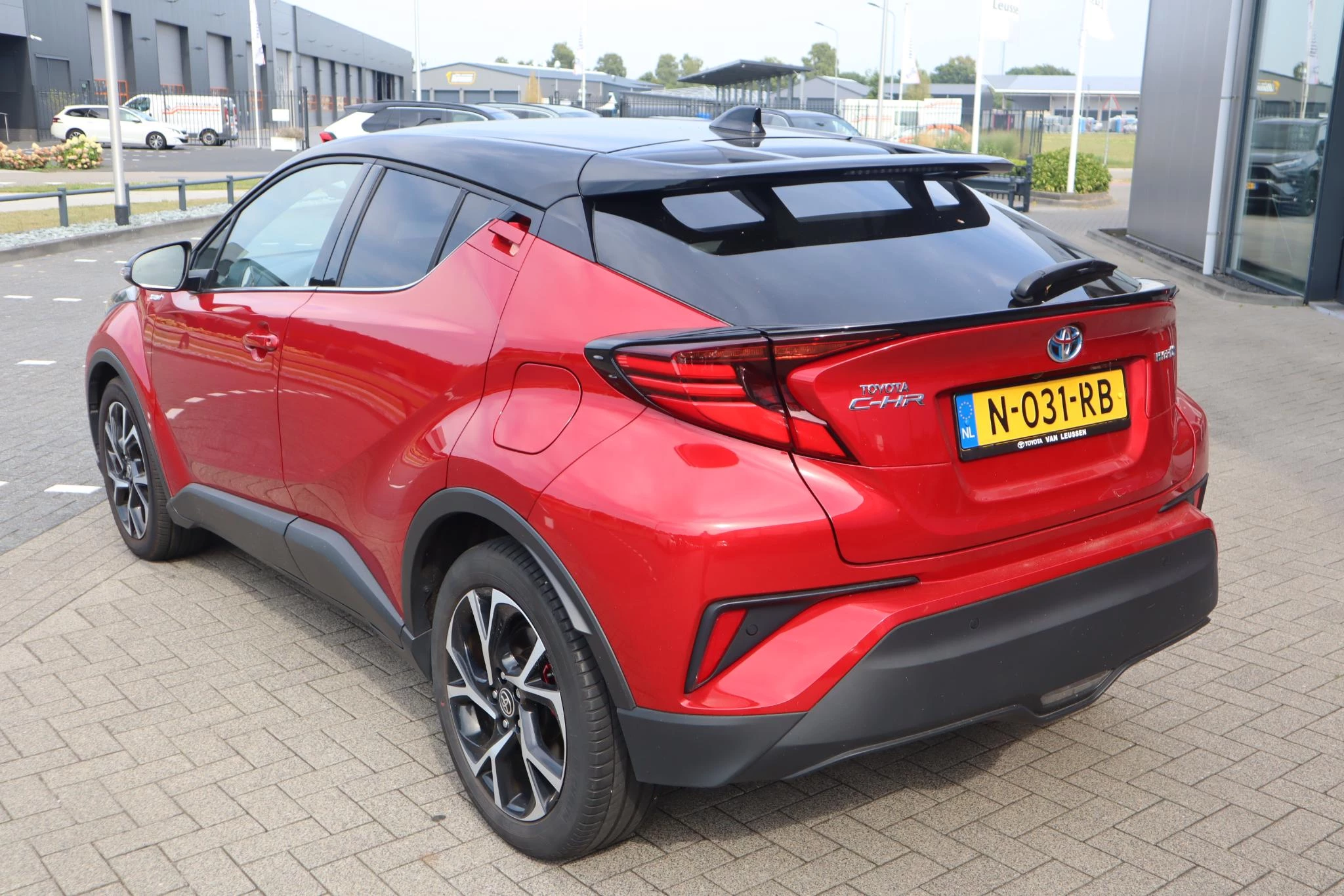 Hoofdafbeelding Toyota C-HR