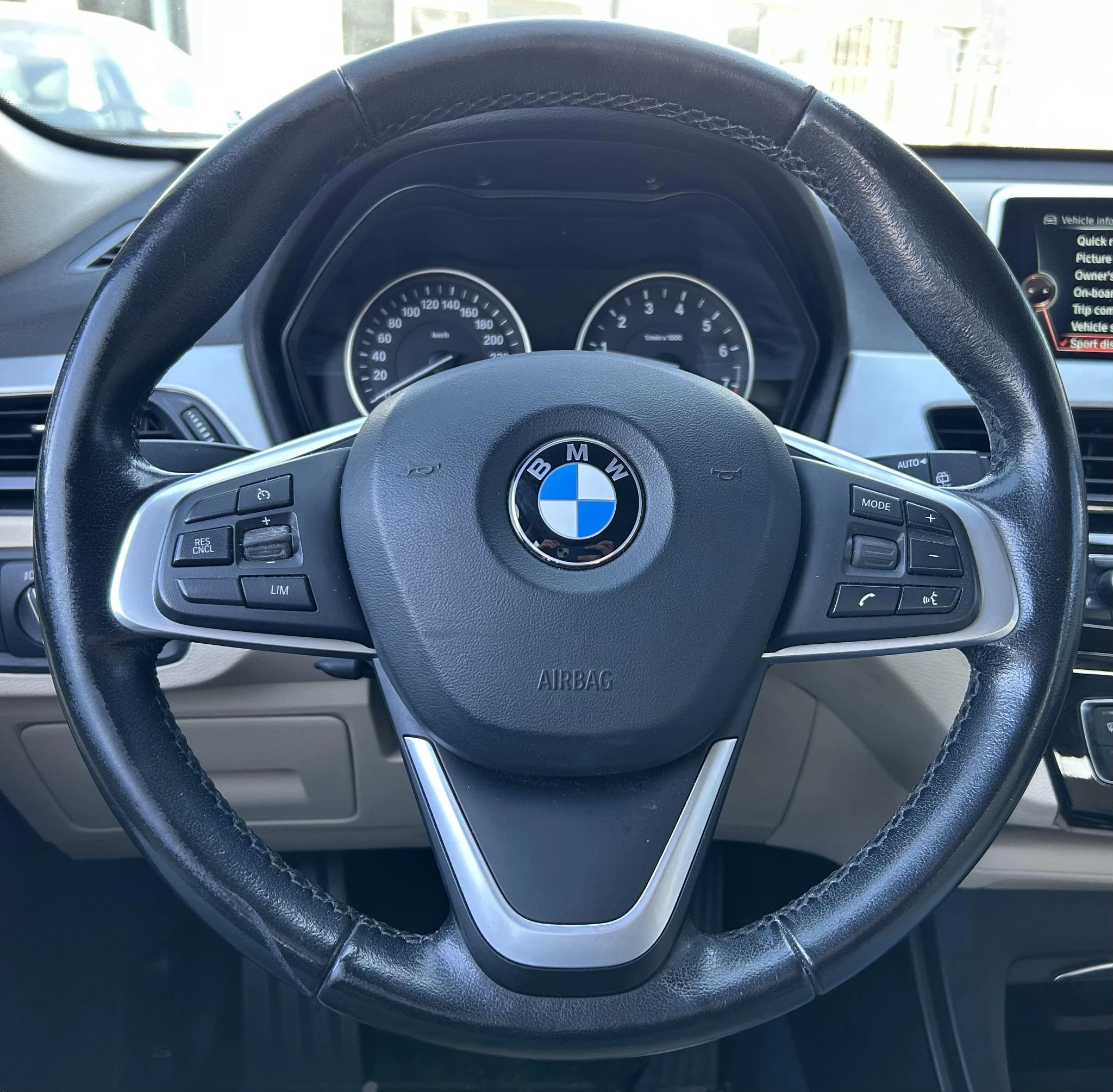 Hoofdafbeelding BMW X1