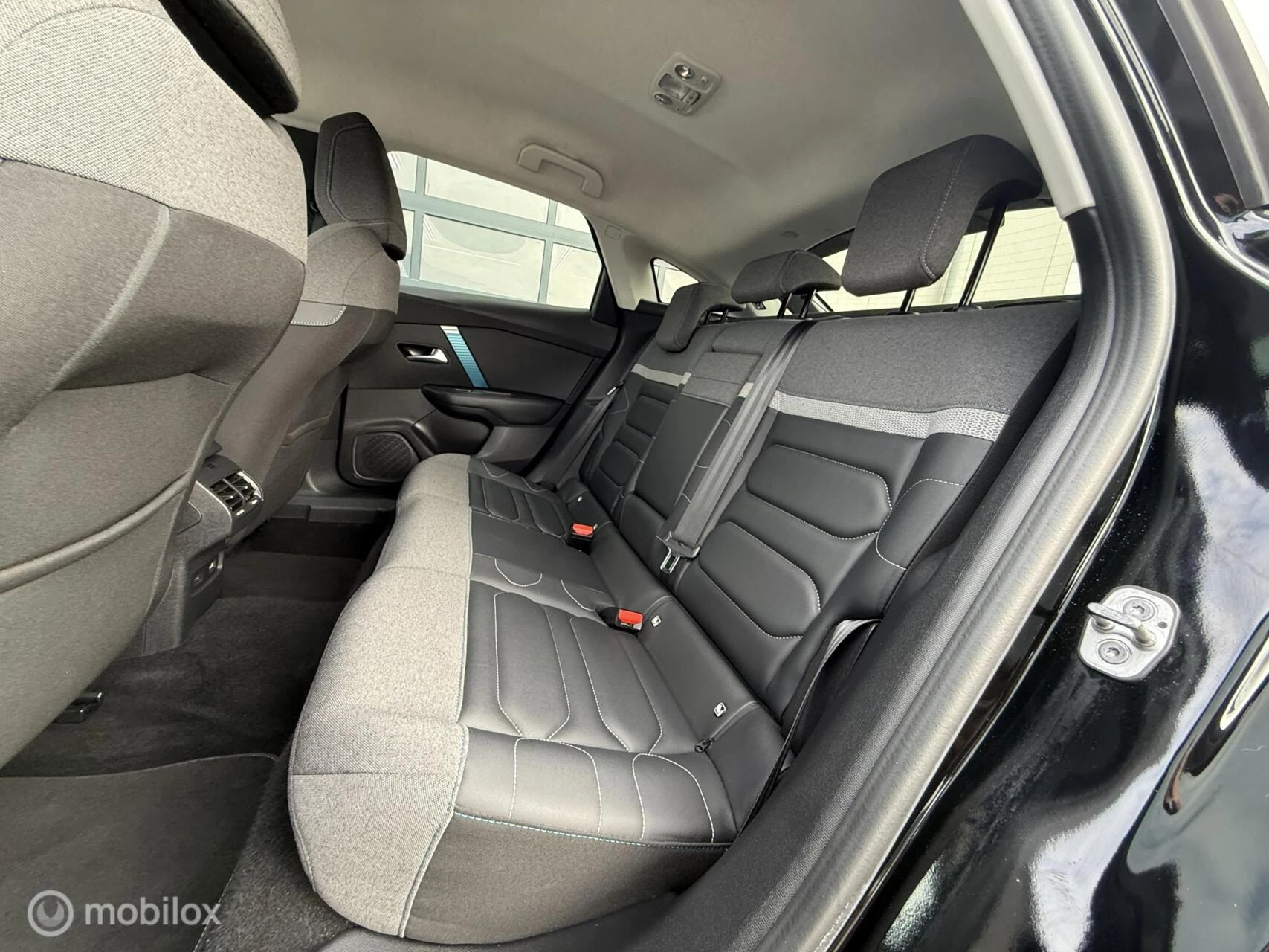Hoofdafbeelding Citroën ë-C4