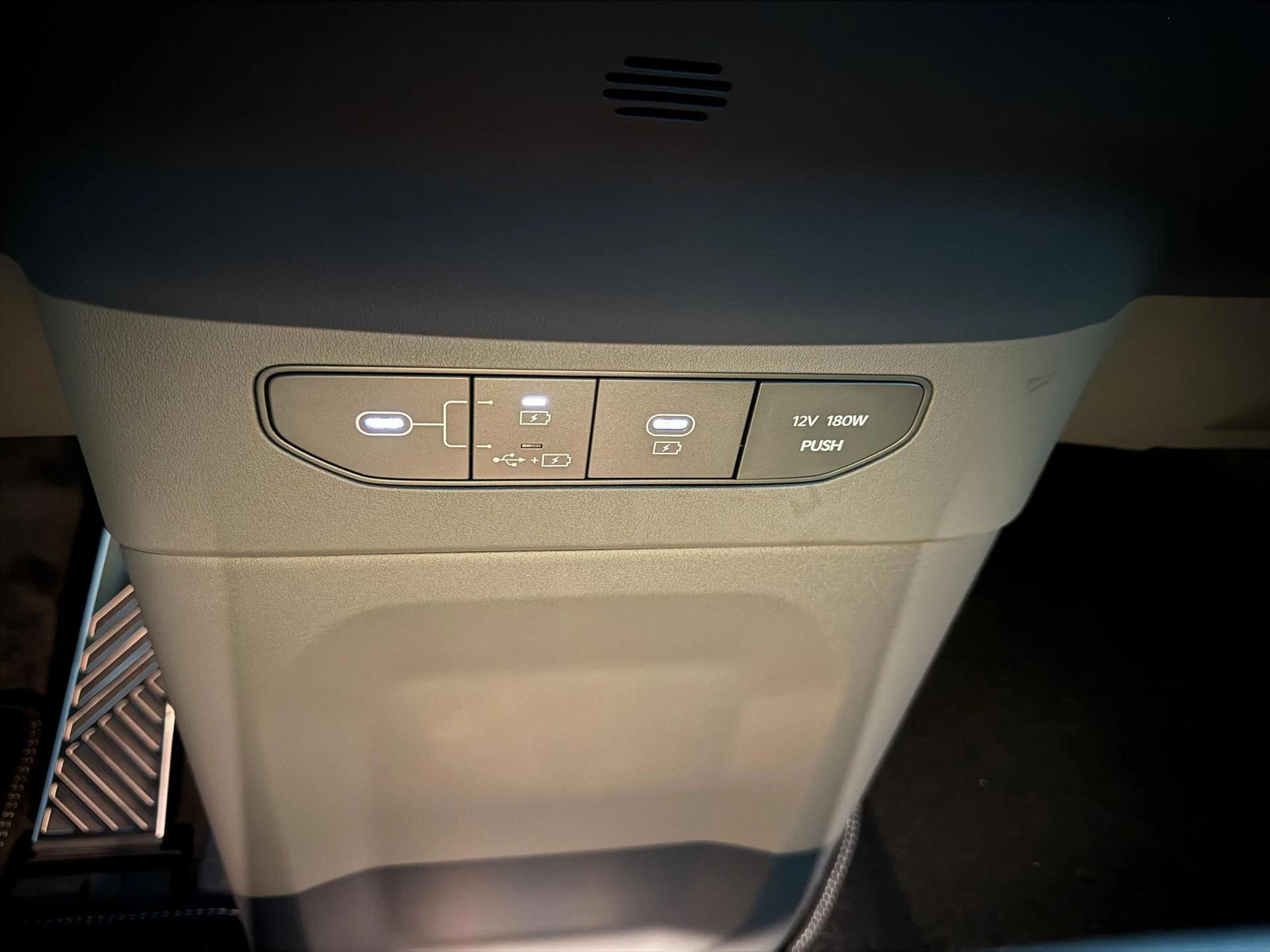 Hoofdafbeelding Kia EV9