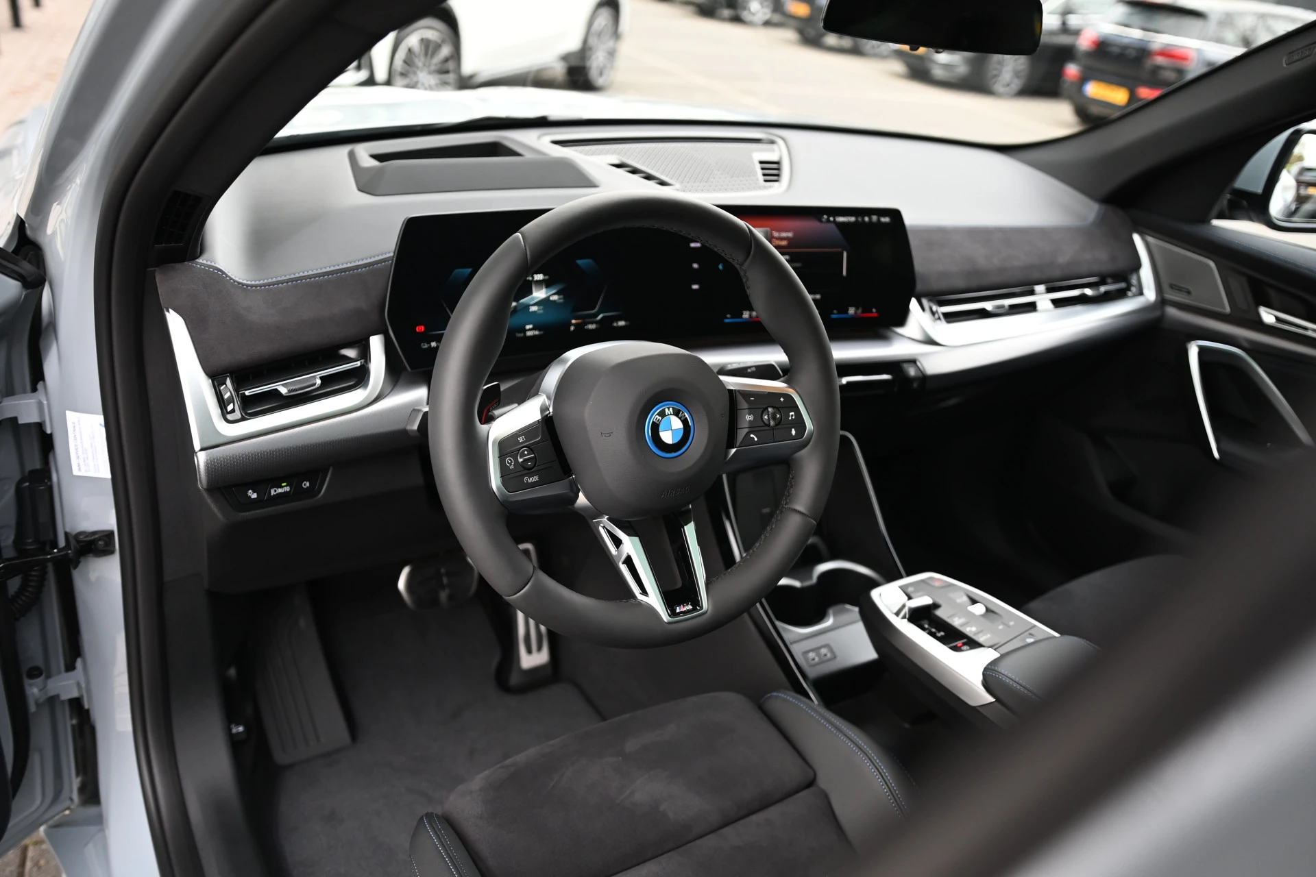 Hoofdafbeelding BMW iX2