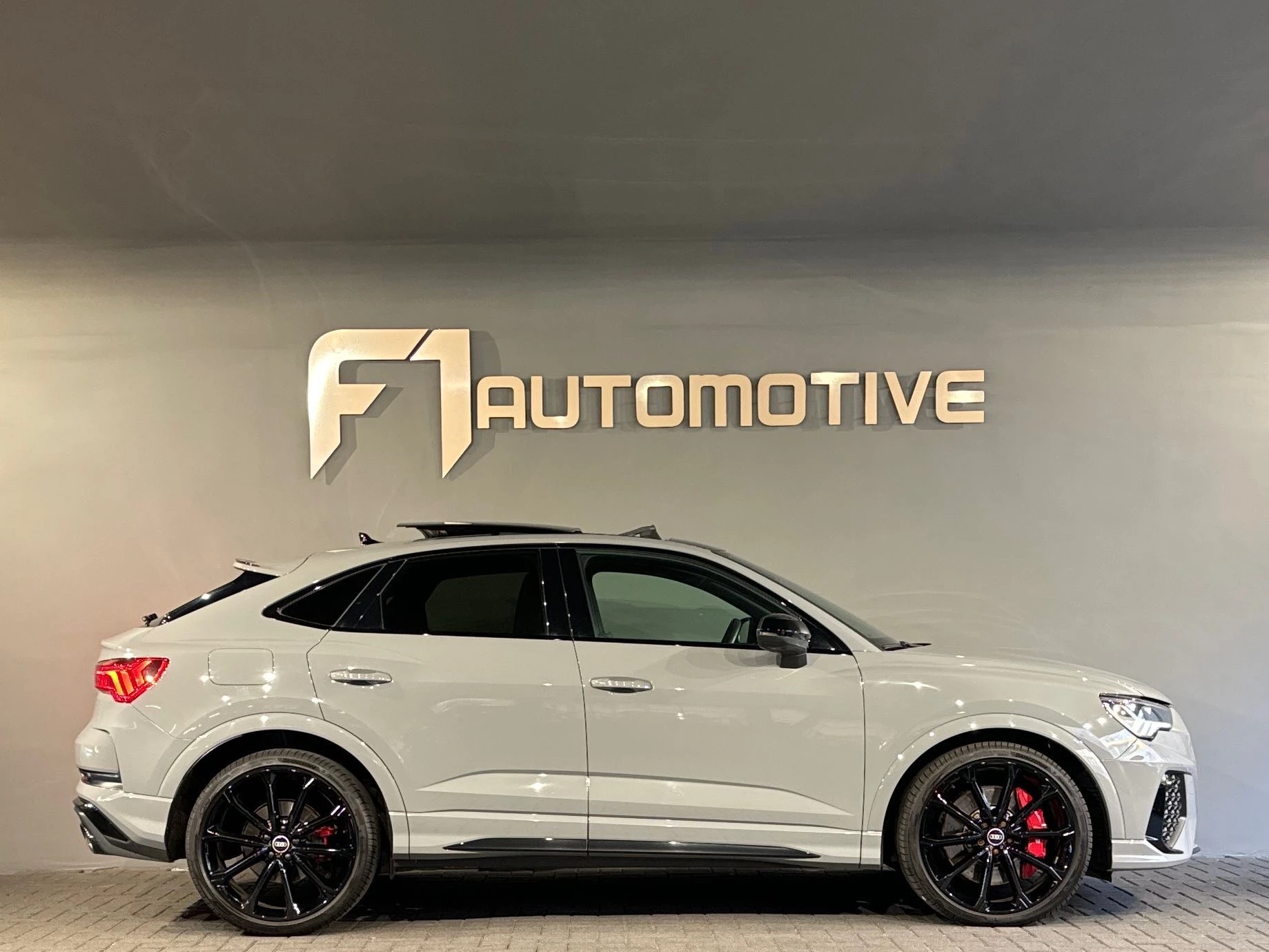 Hoofdafbeelding Audi RSQ3