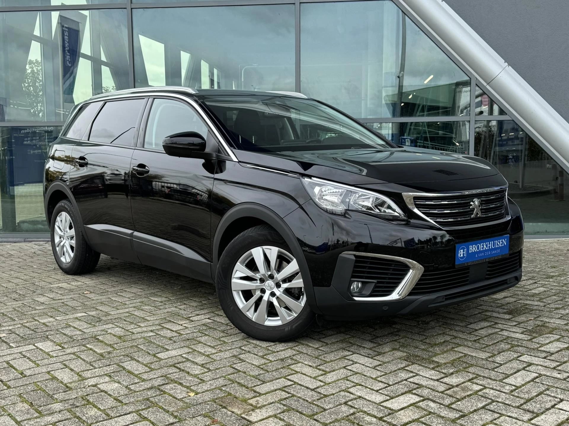 Hoofdafbeelding Peugeot 5008