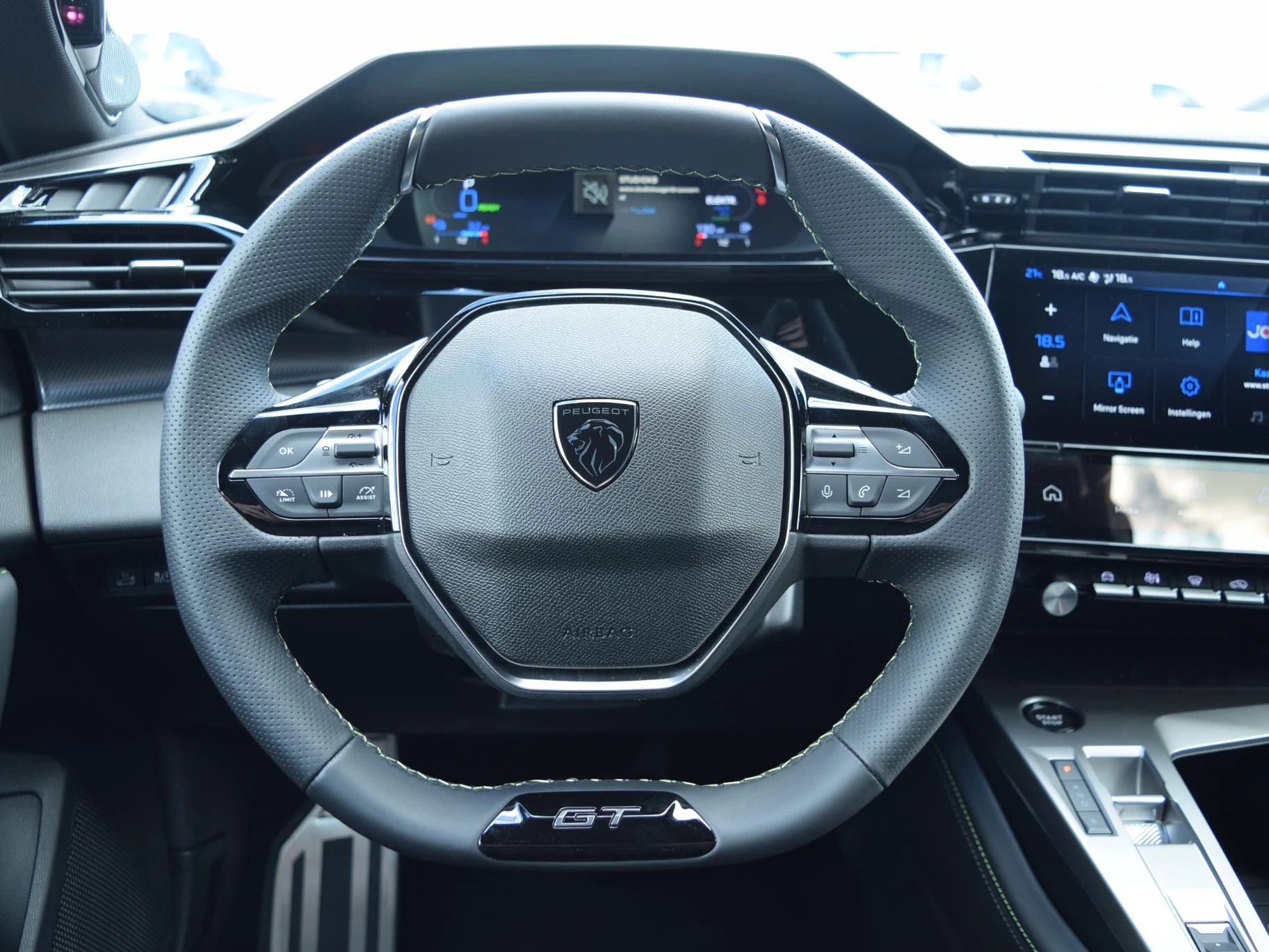 Hoofdafbeelding Peugeot 408