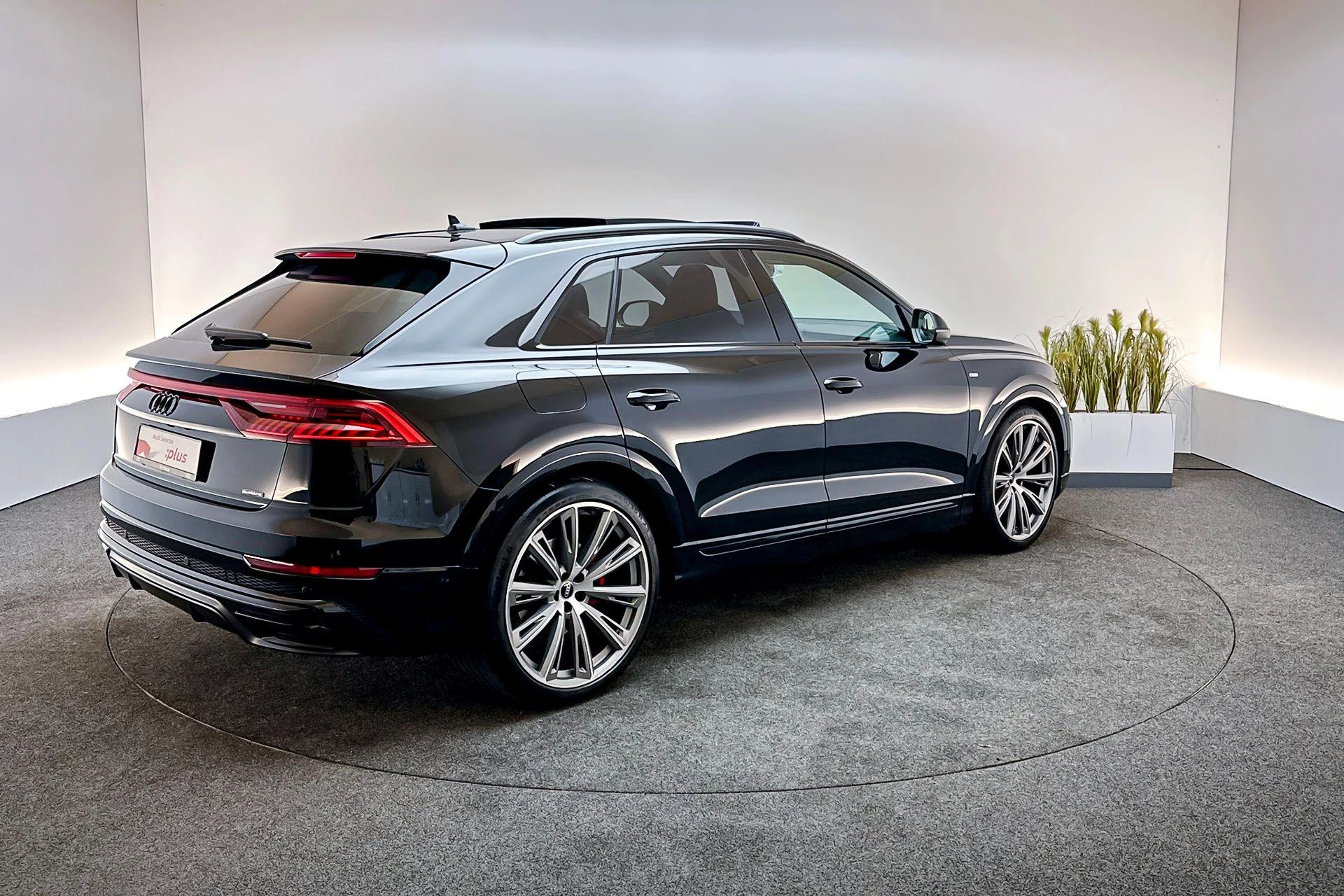 Hoofdafbeelding Audi Q8