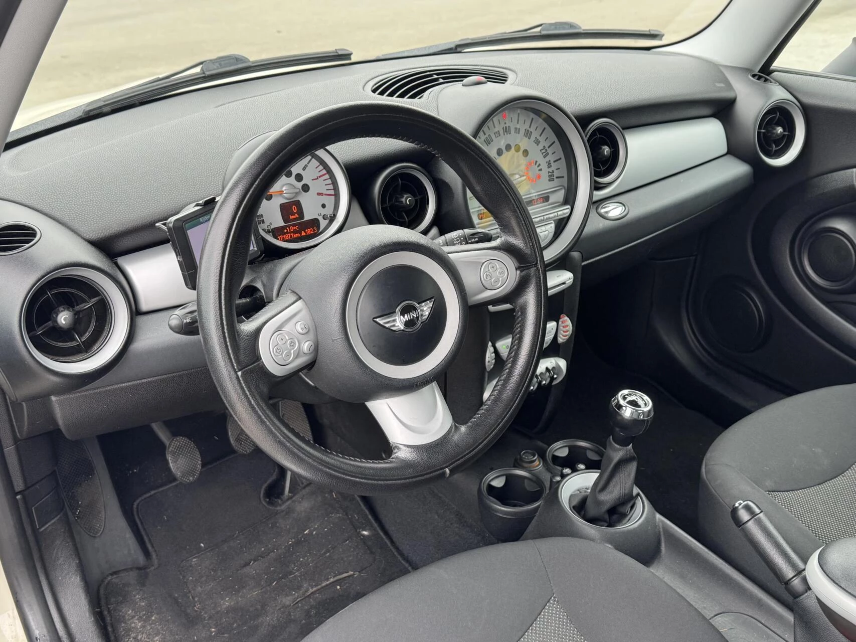 Hoofdafbeelding MINI One