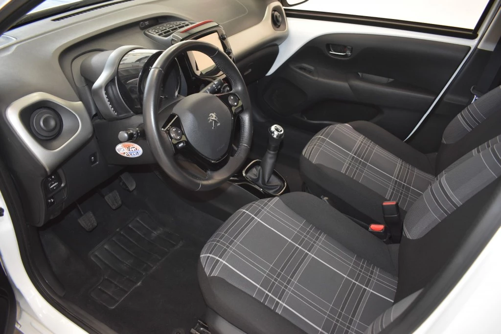 Hoofdafbeelding Peugeot 108